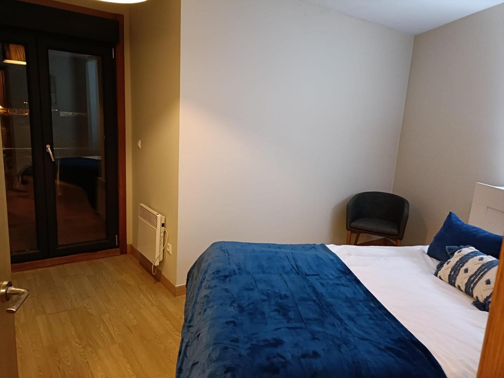 One-Bedroom Apartment photo 3