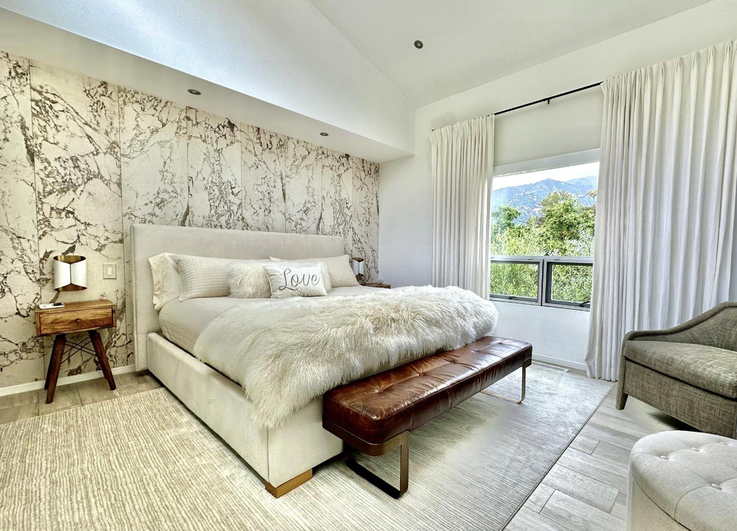 Four-Bedroom House photo 1