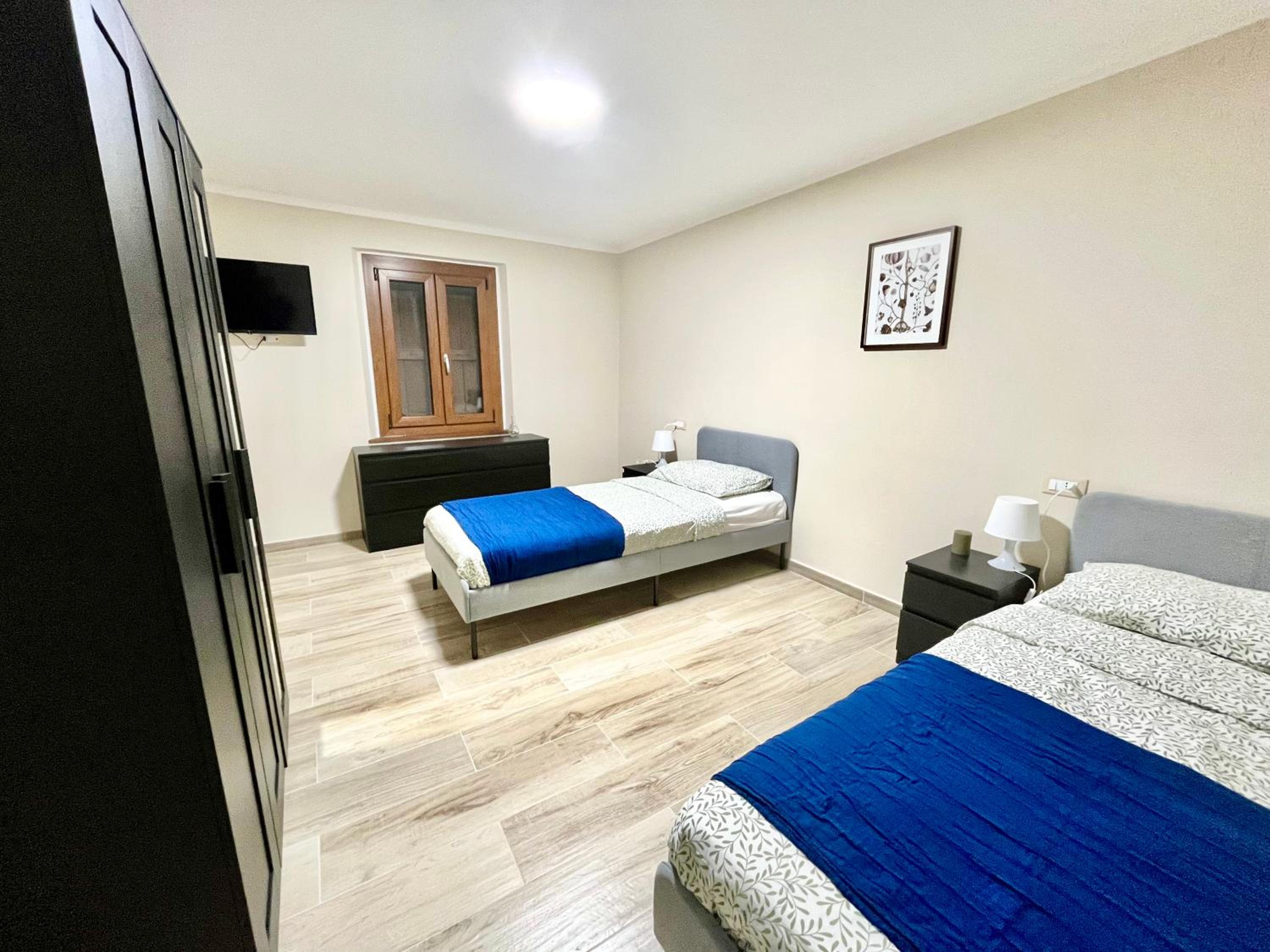 Three-Bedroom House photo 2