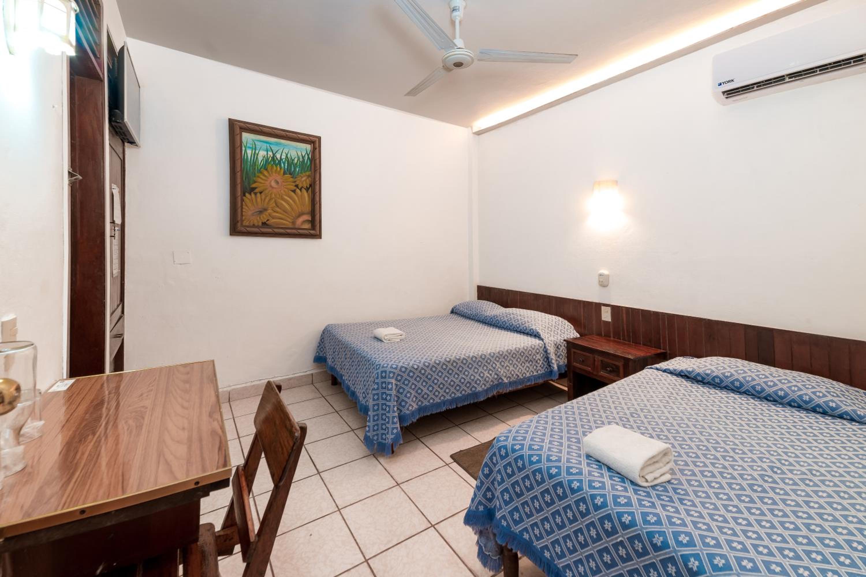 Triple Room with Private Bathroom