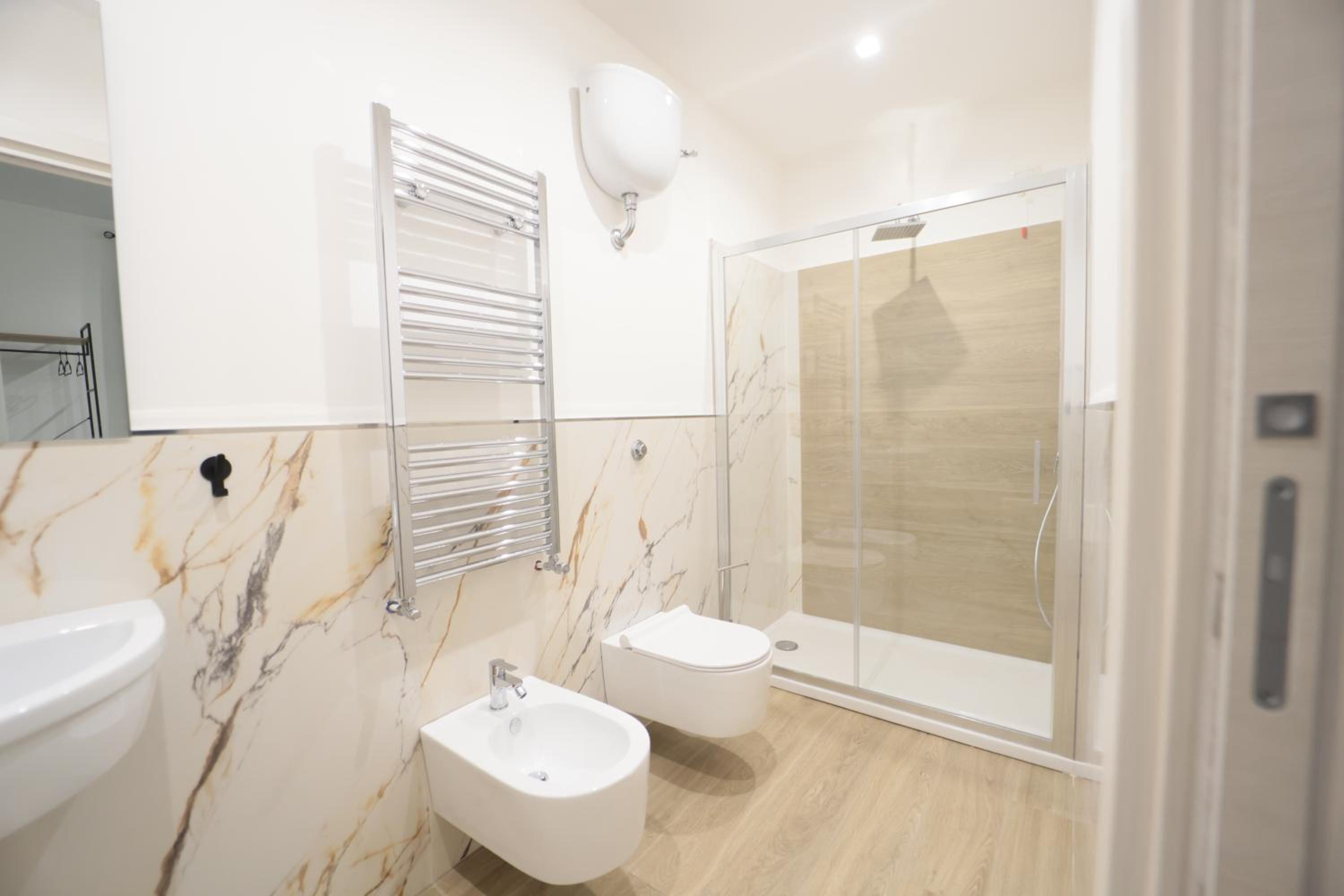 Double Room with Private Bathroom photo 3