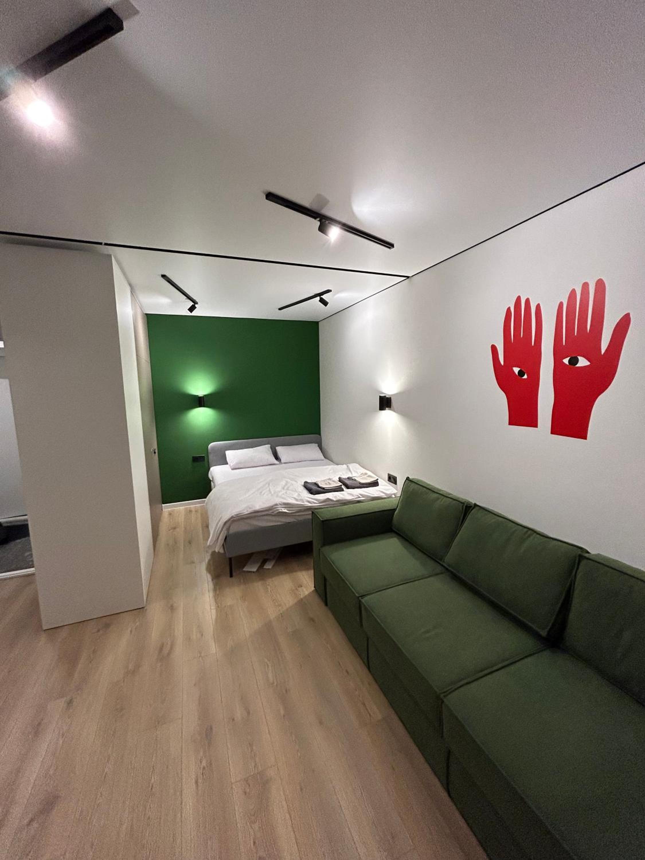 Studio Apartment