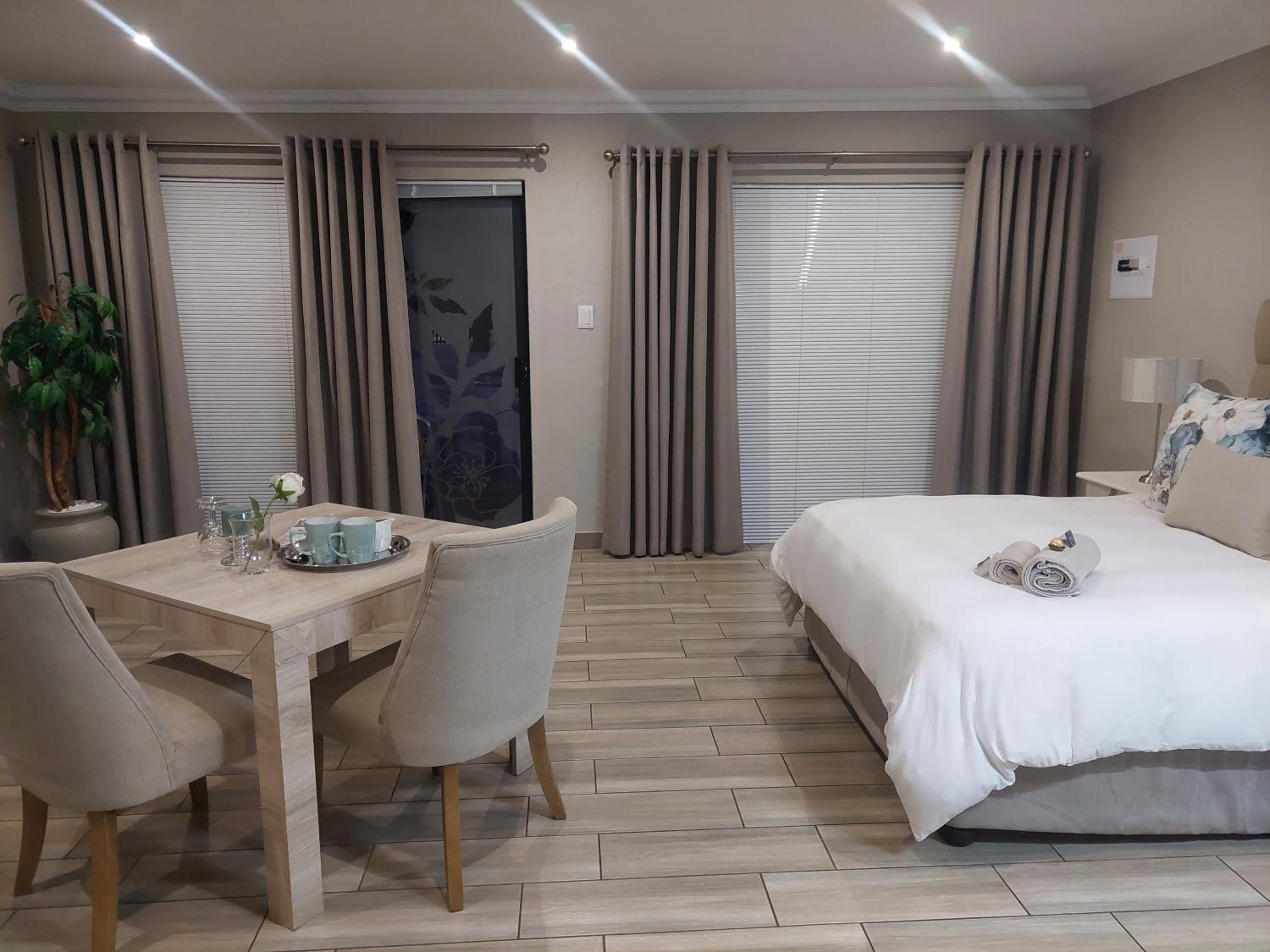 Superior Queen Room - Photo 1
