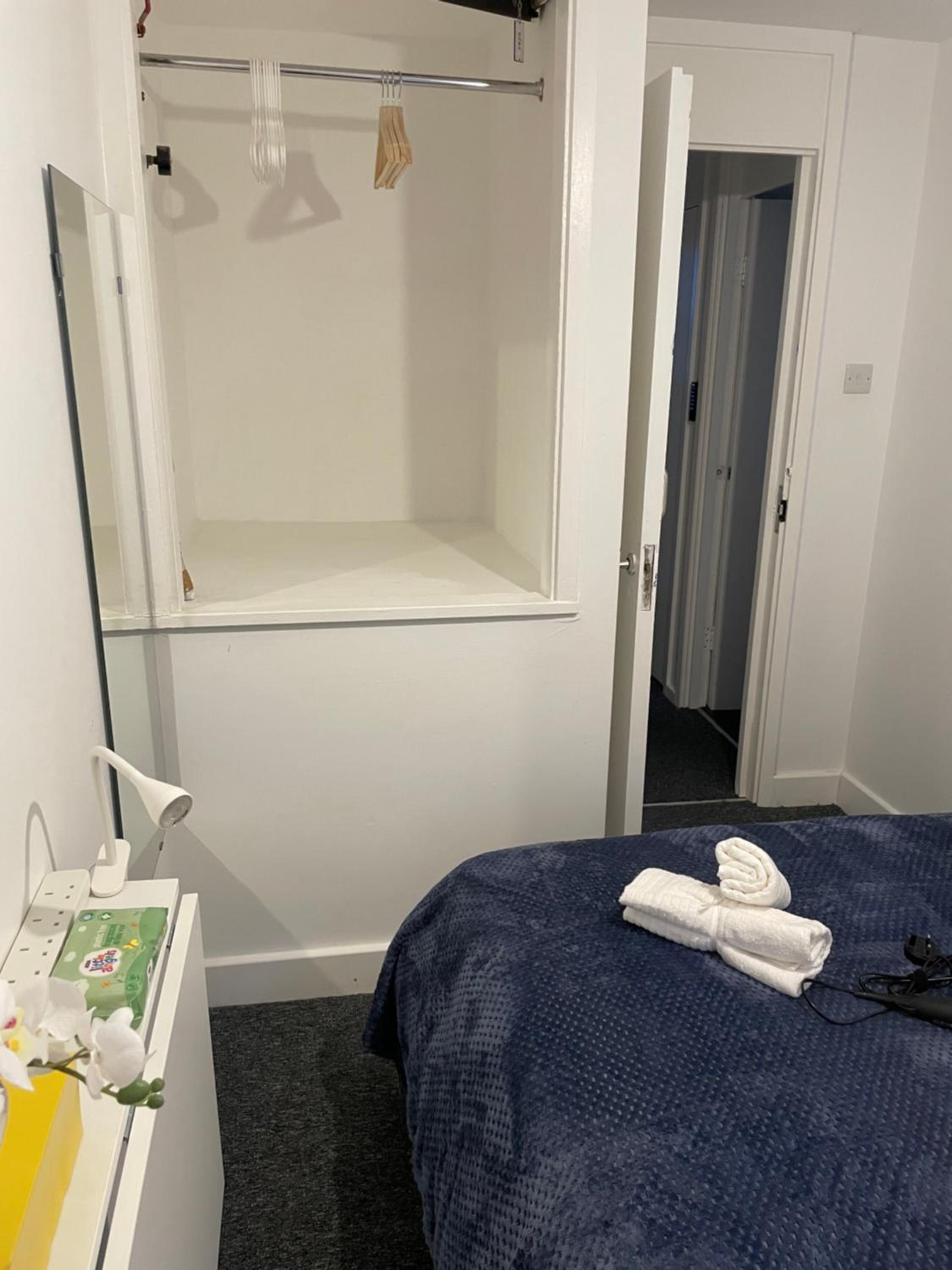 Economy Double Room photo 2