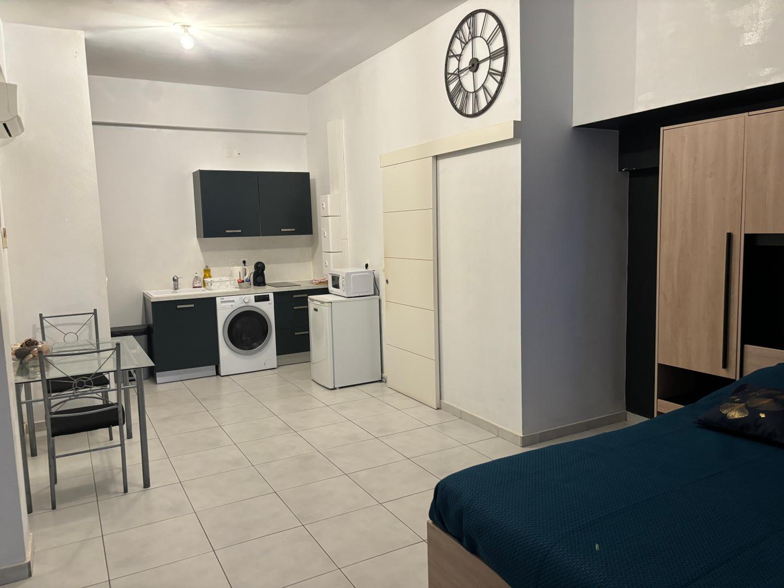 Apartment photo 3