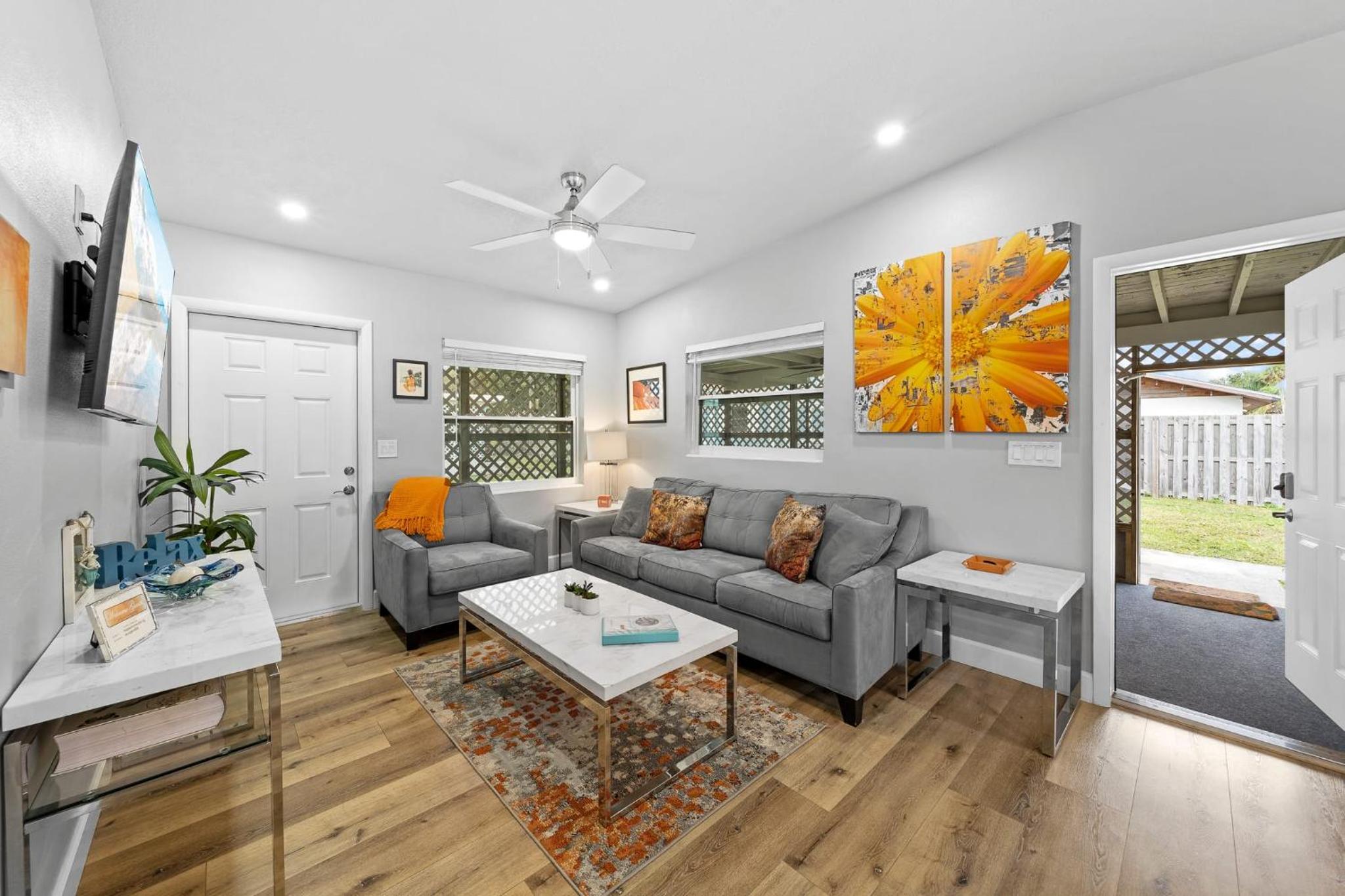 Apartment photo 1