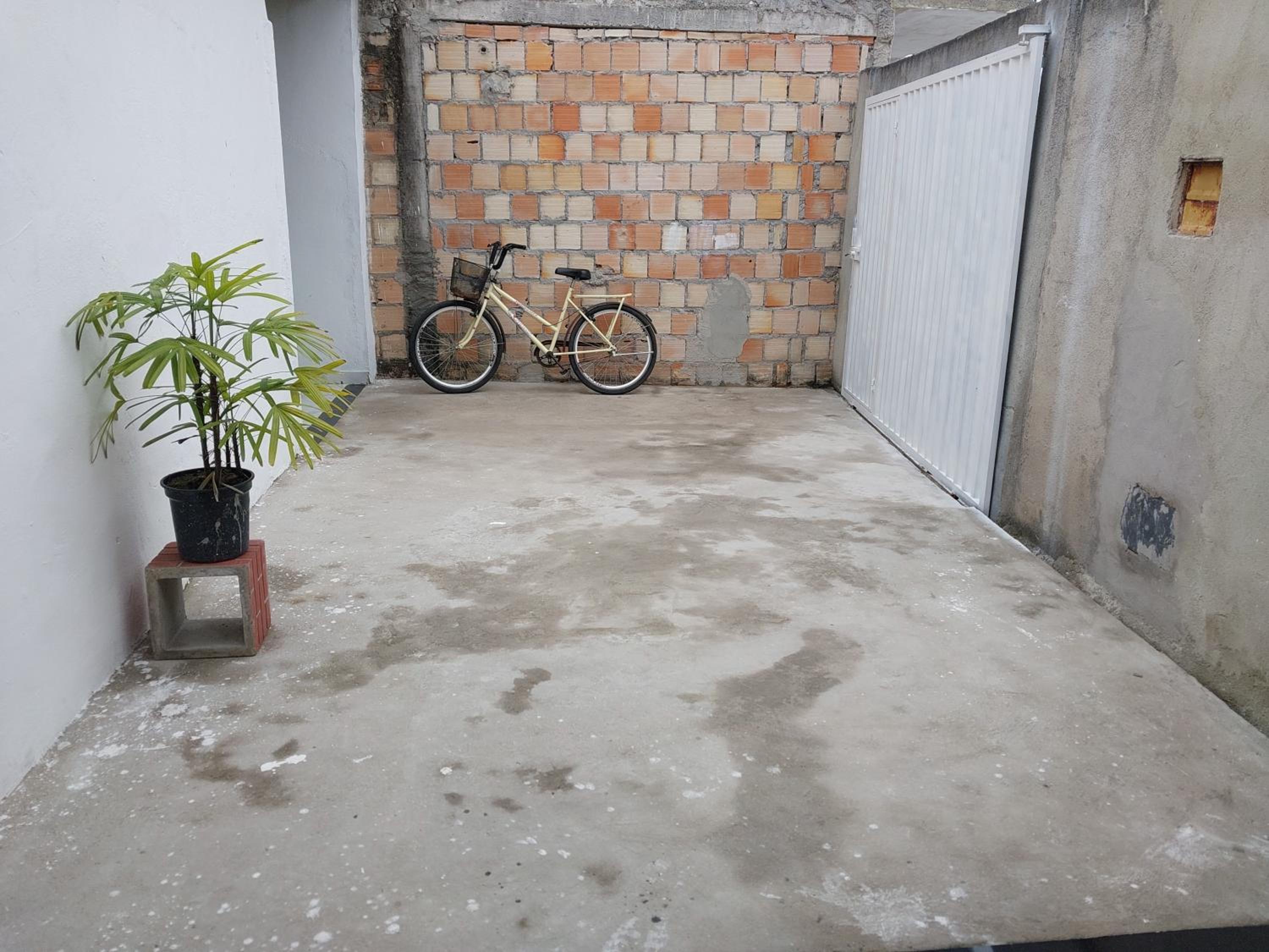 Three-Bedroom House photo 2