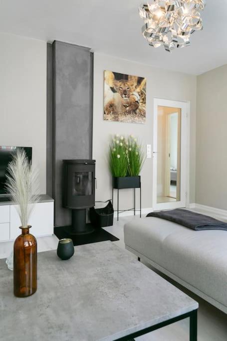 Three-Bedroom Apartment photo 2
