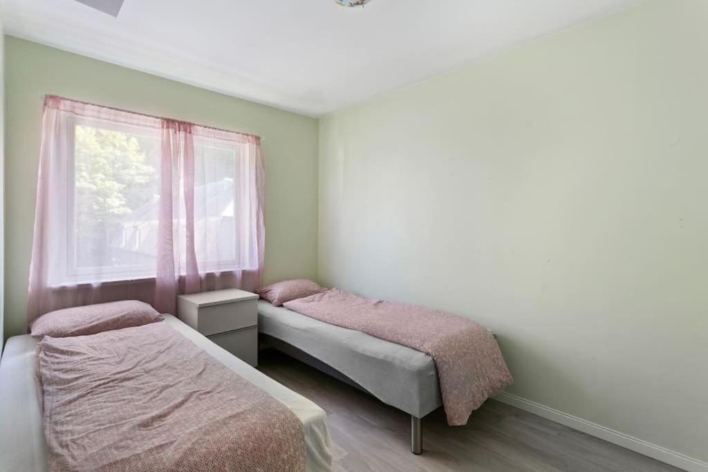 Two-Bedroom Apartment photo 2