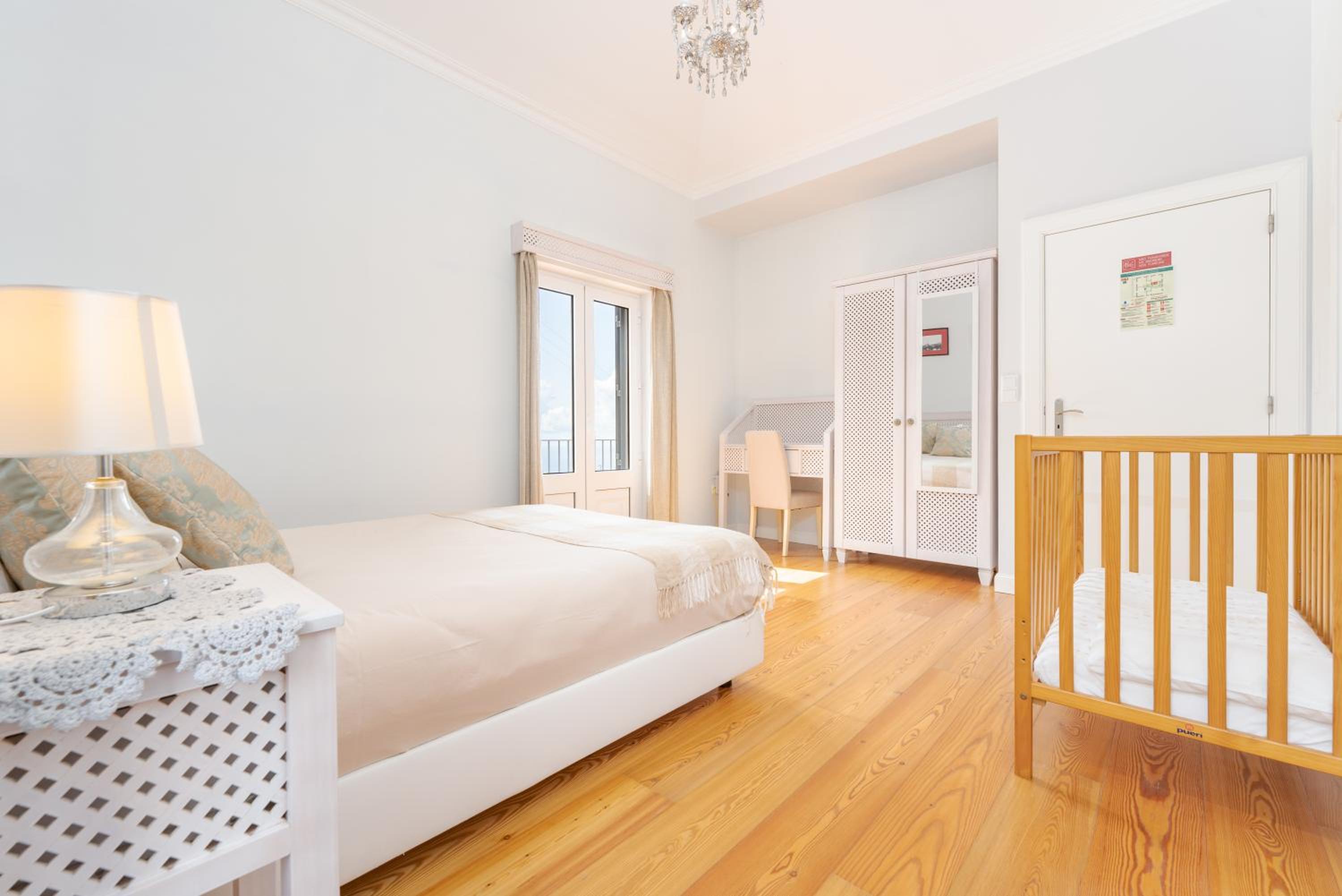 Deluxe Double Room with Balcony and Sea View