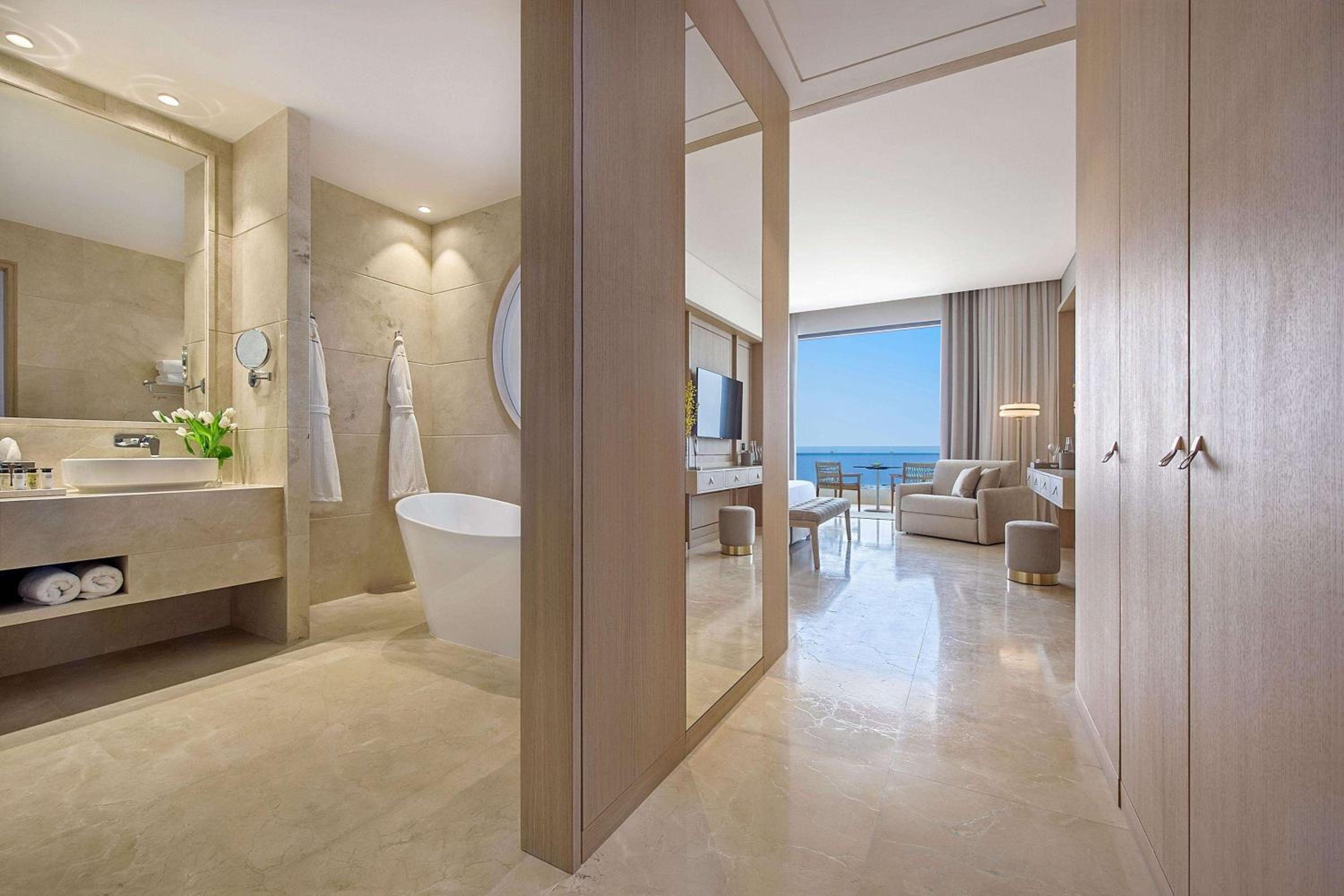 Residence Panorama Room