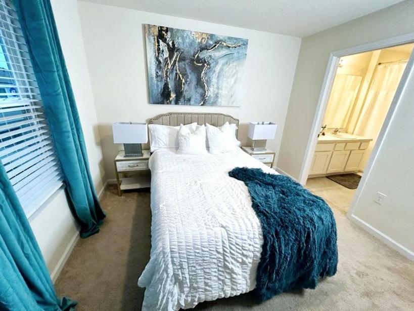 Three-Bedroom Townhouse photo 3
