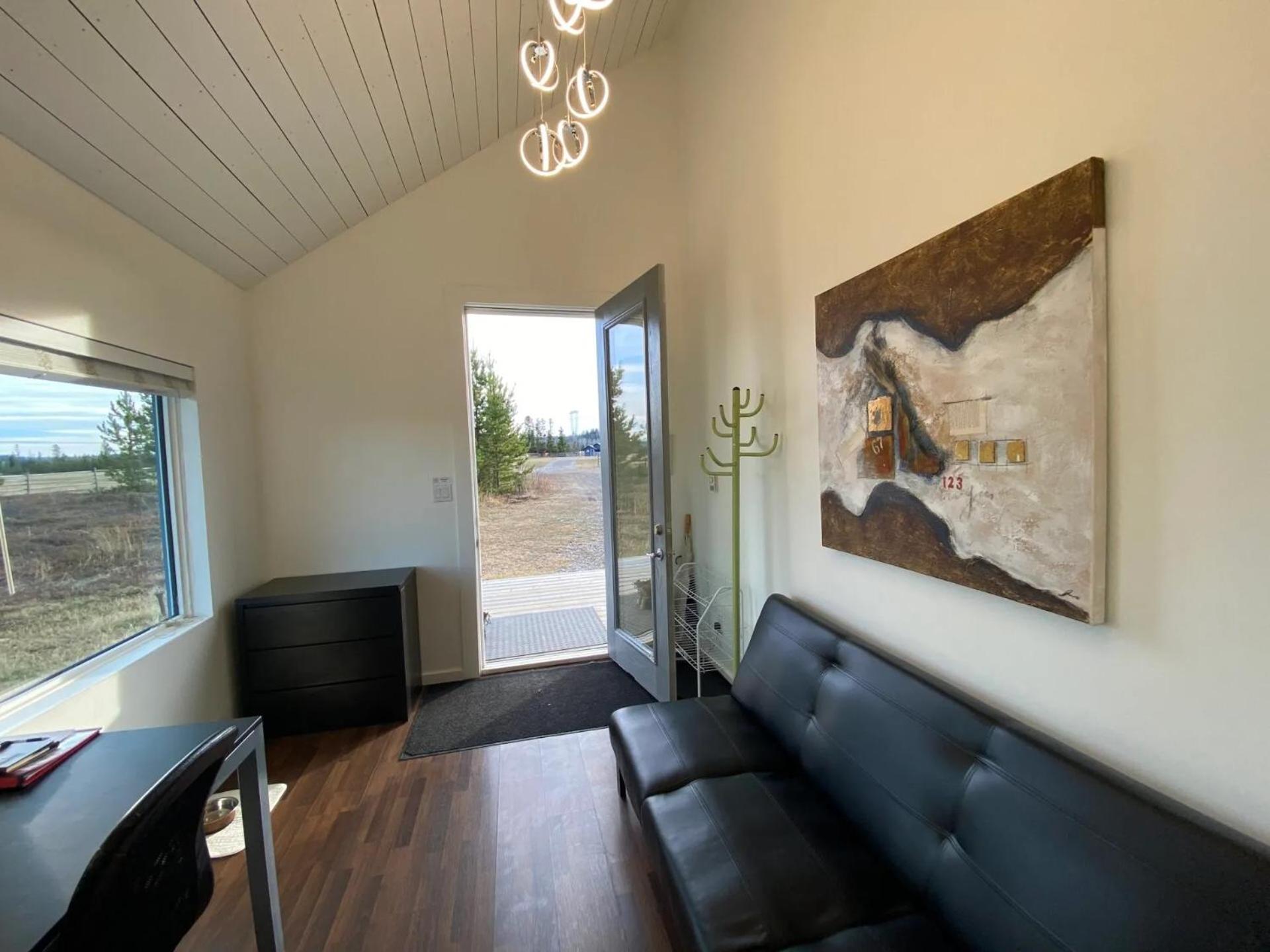 Deluxe Cottage photo 1