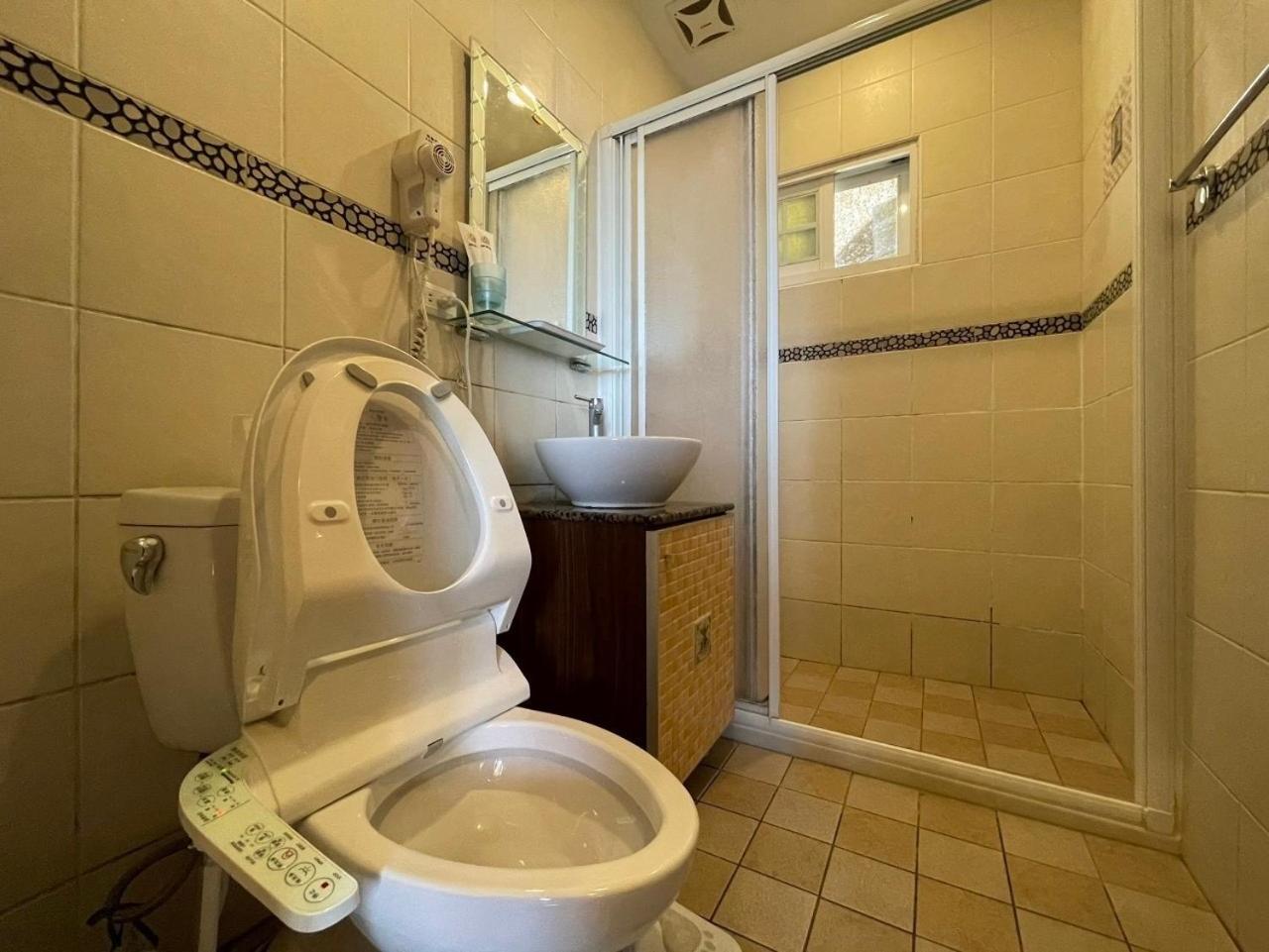 Quadruple Room - Photo 4