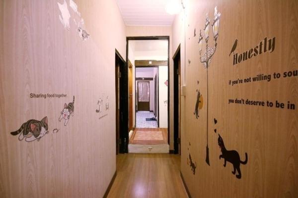 Family Room with Shower - Photo 7