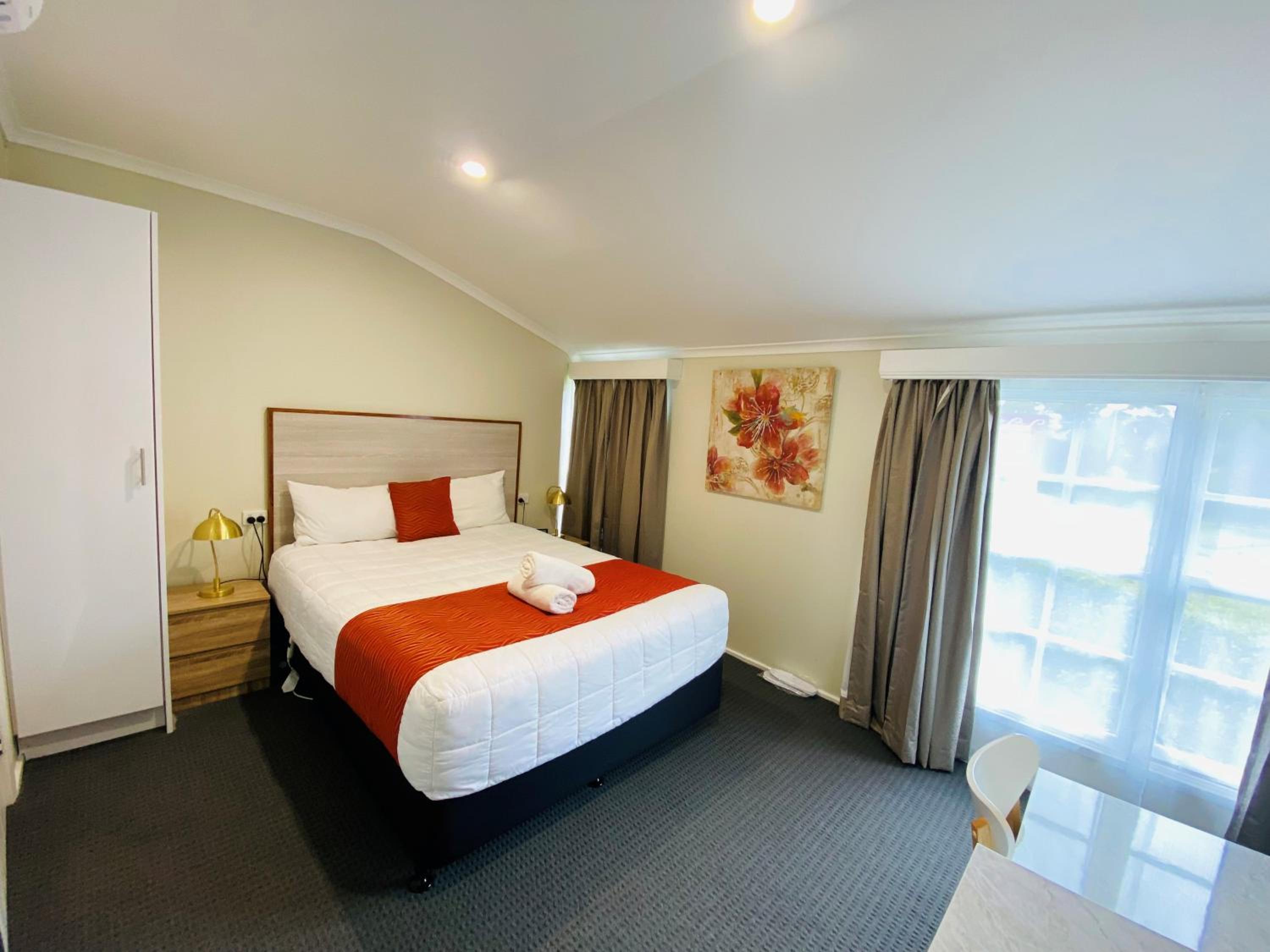 Deluxe Queen Room photo 2