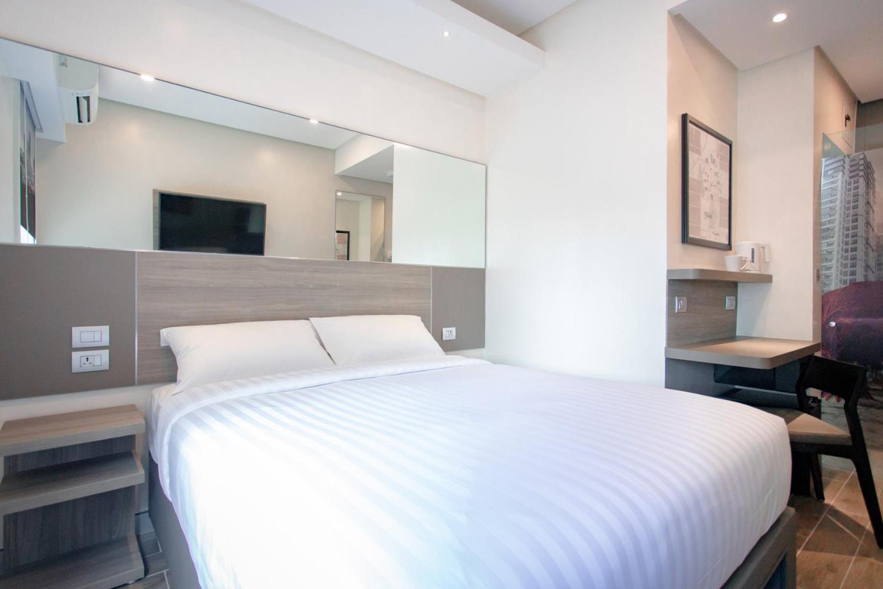 Double Room - Photo 8