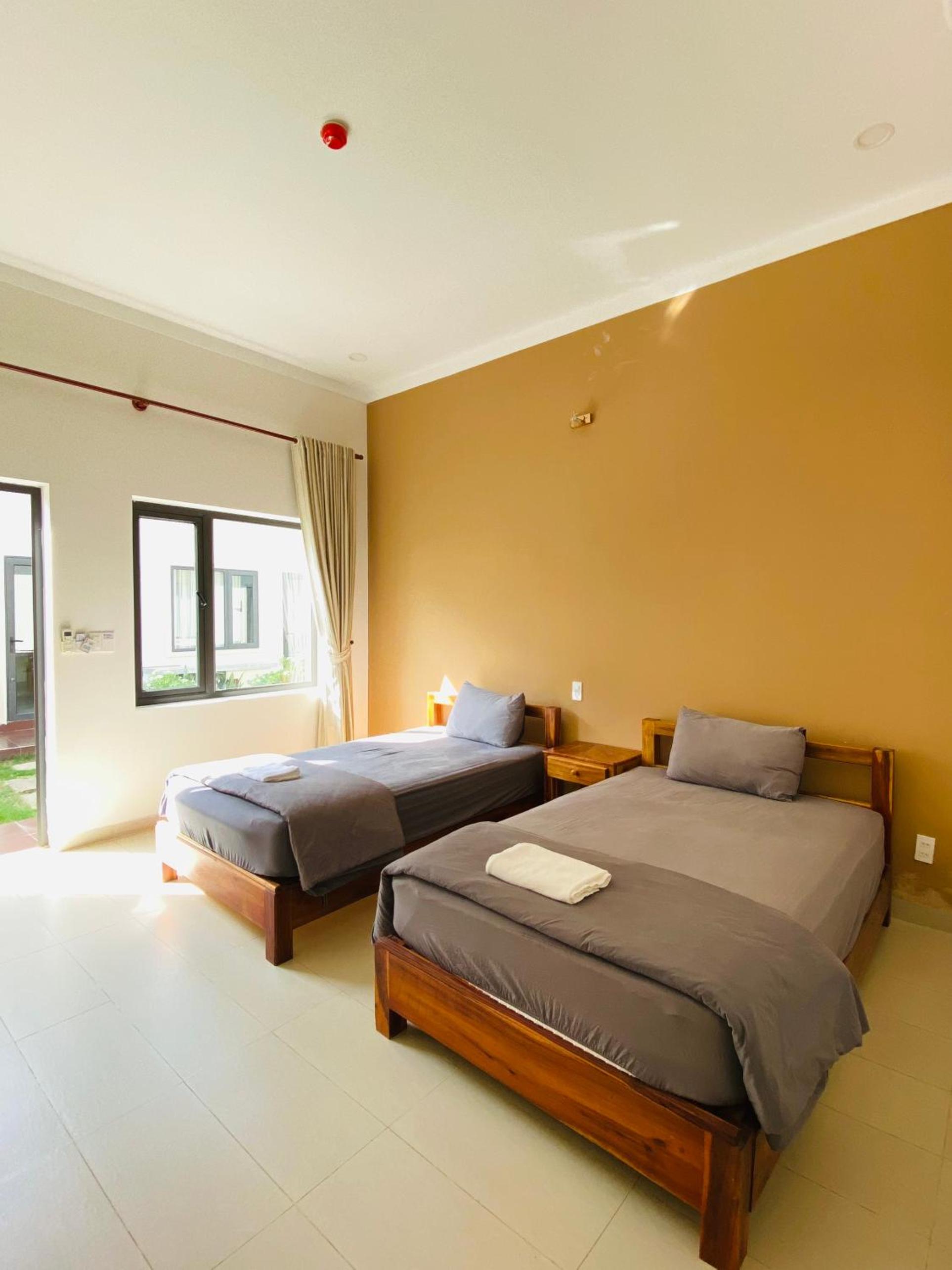 Twin Room - Photo 1