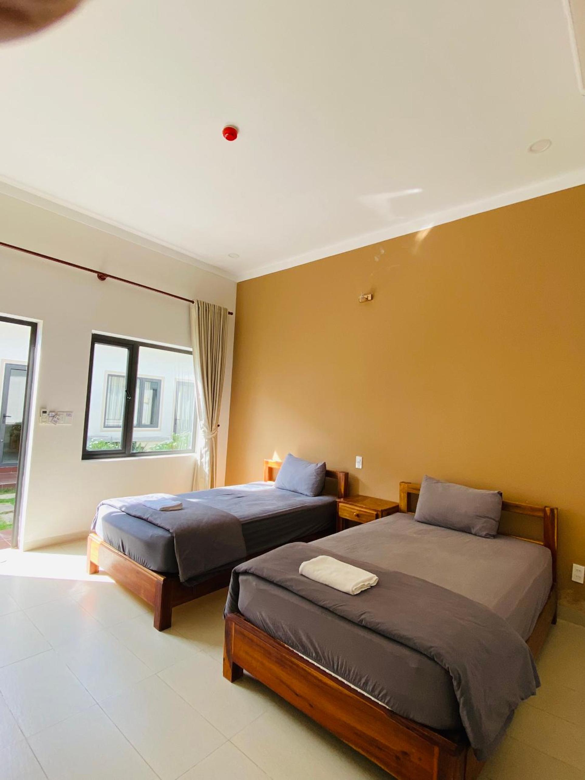 Twin Room - Photo 14