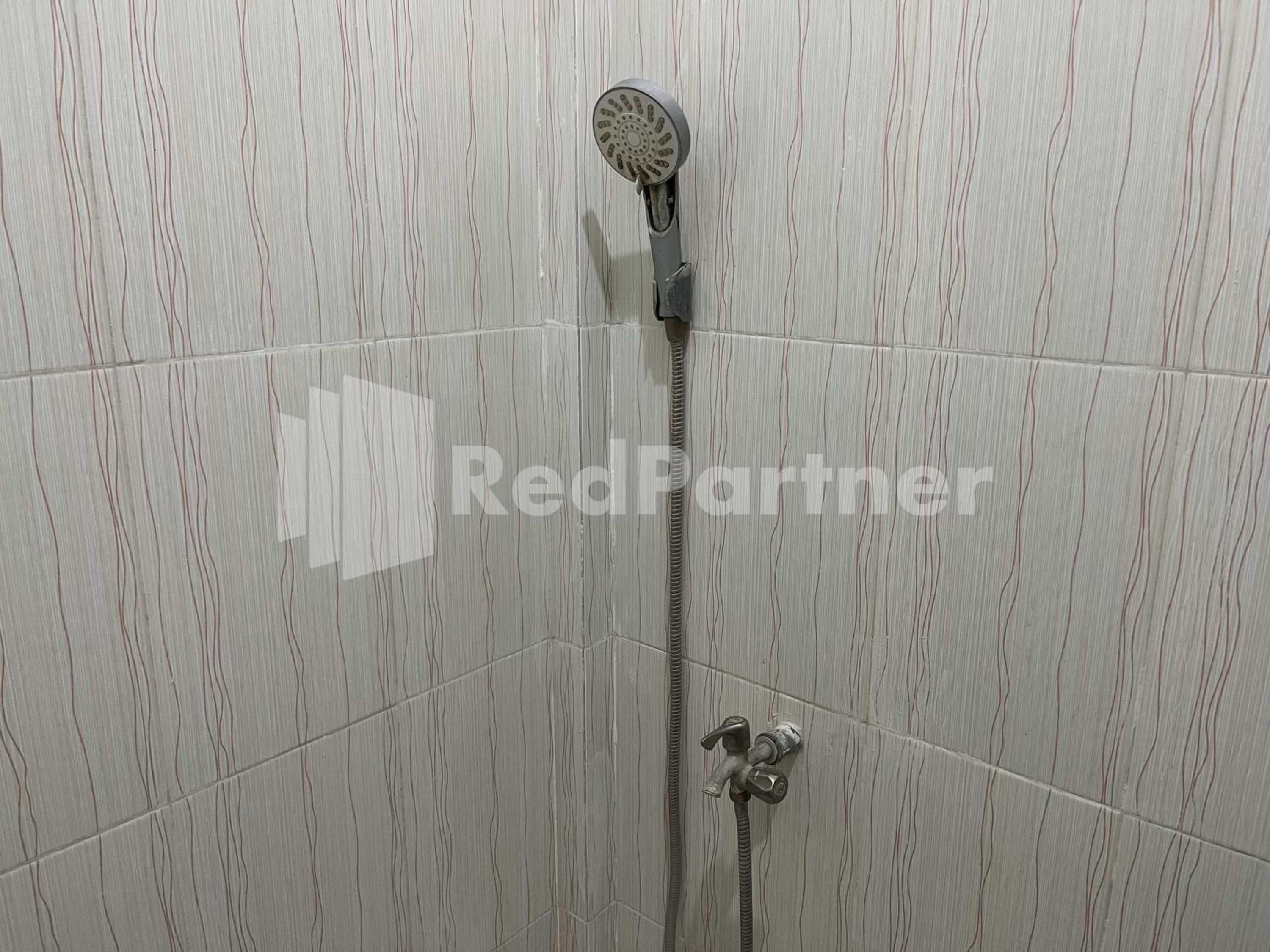 Standard Double Room - Photo 4