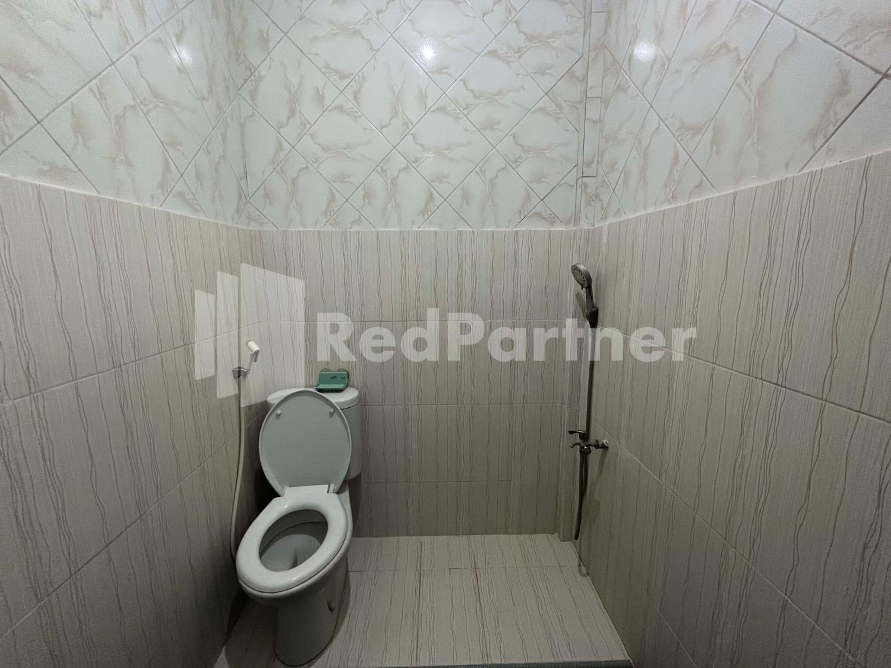 Standard Double Room - Photo 5