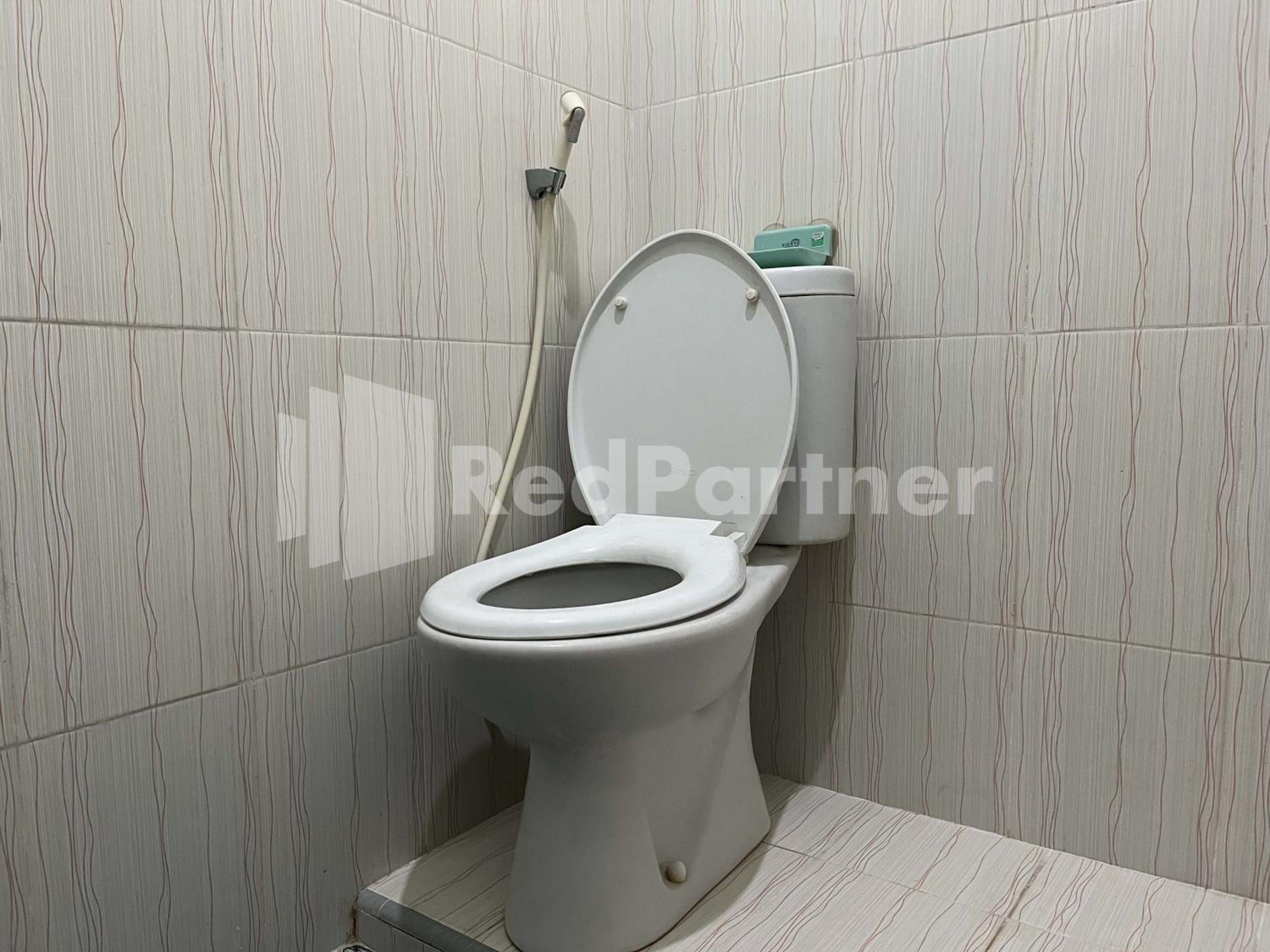 Standard Double Room - Photo 7