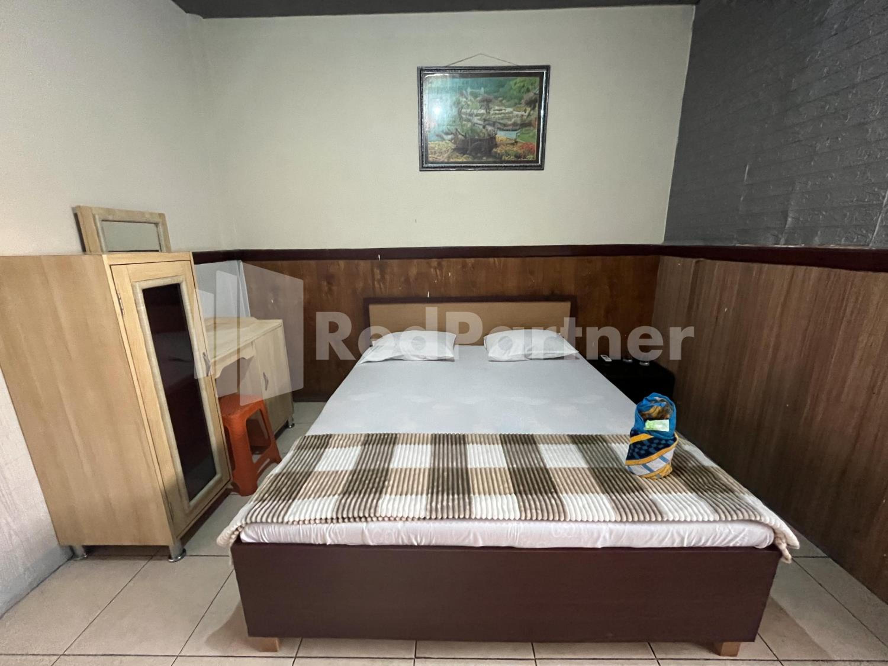 Standard Double Room - Photo 9