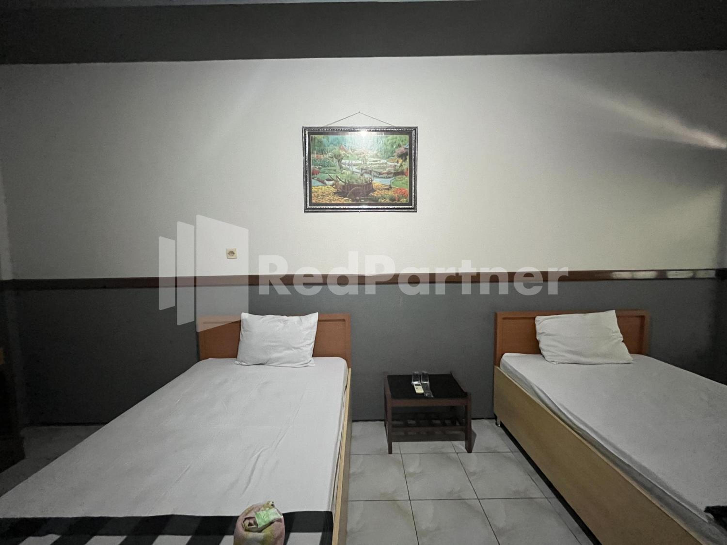 Twin Room - Photo 15