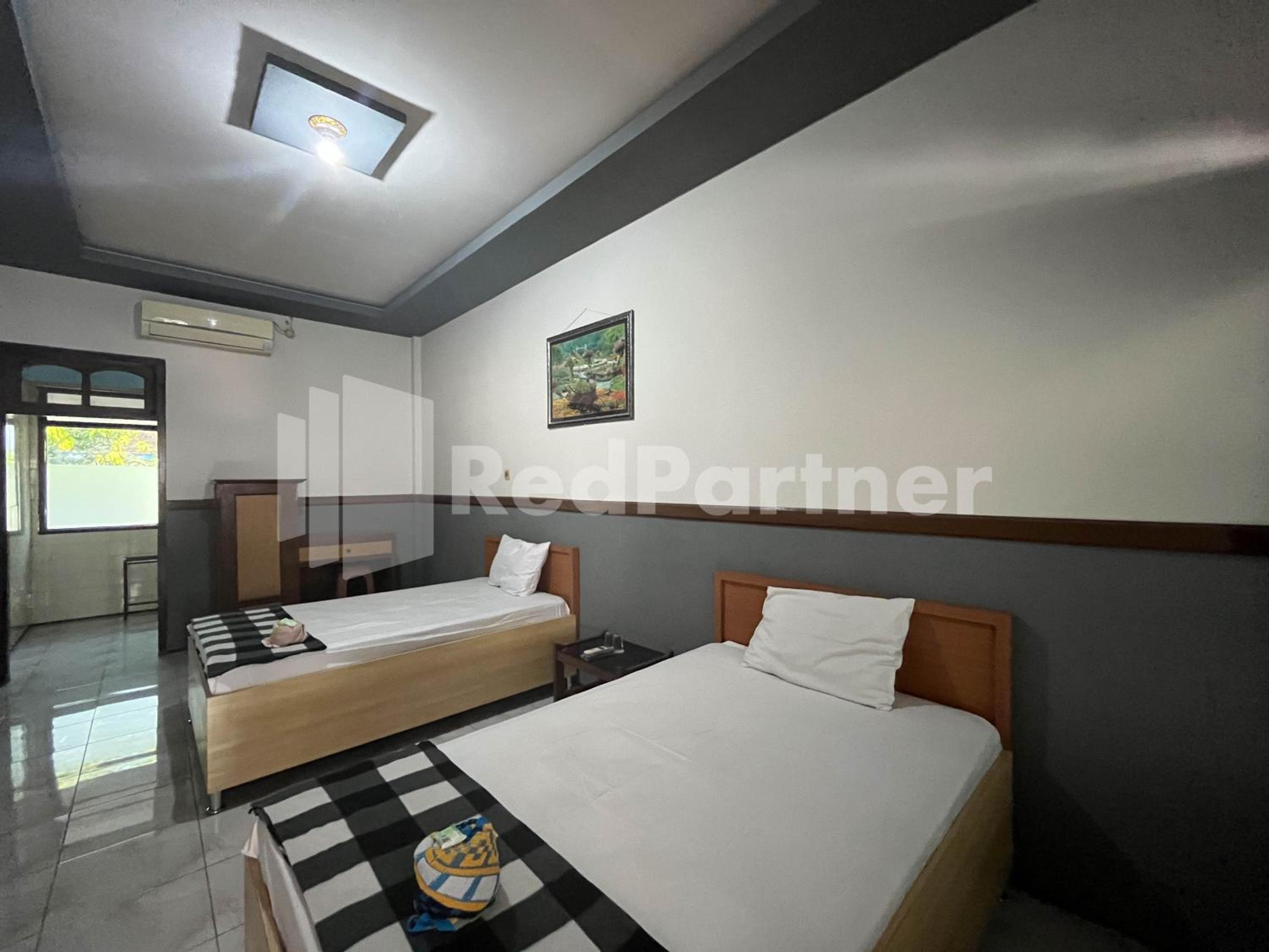 Twin Room - Photo 1