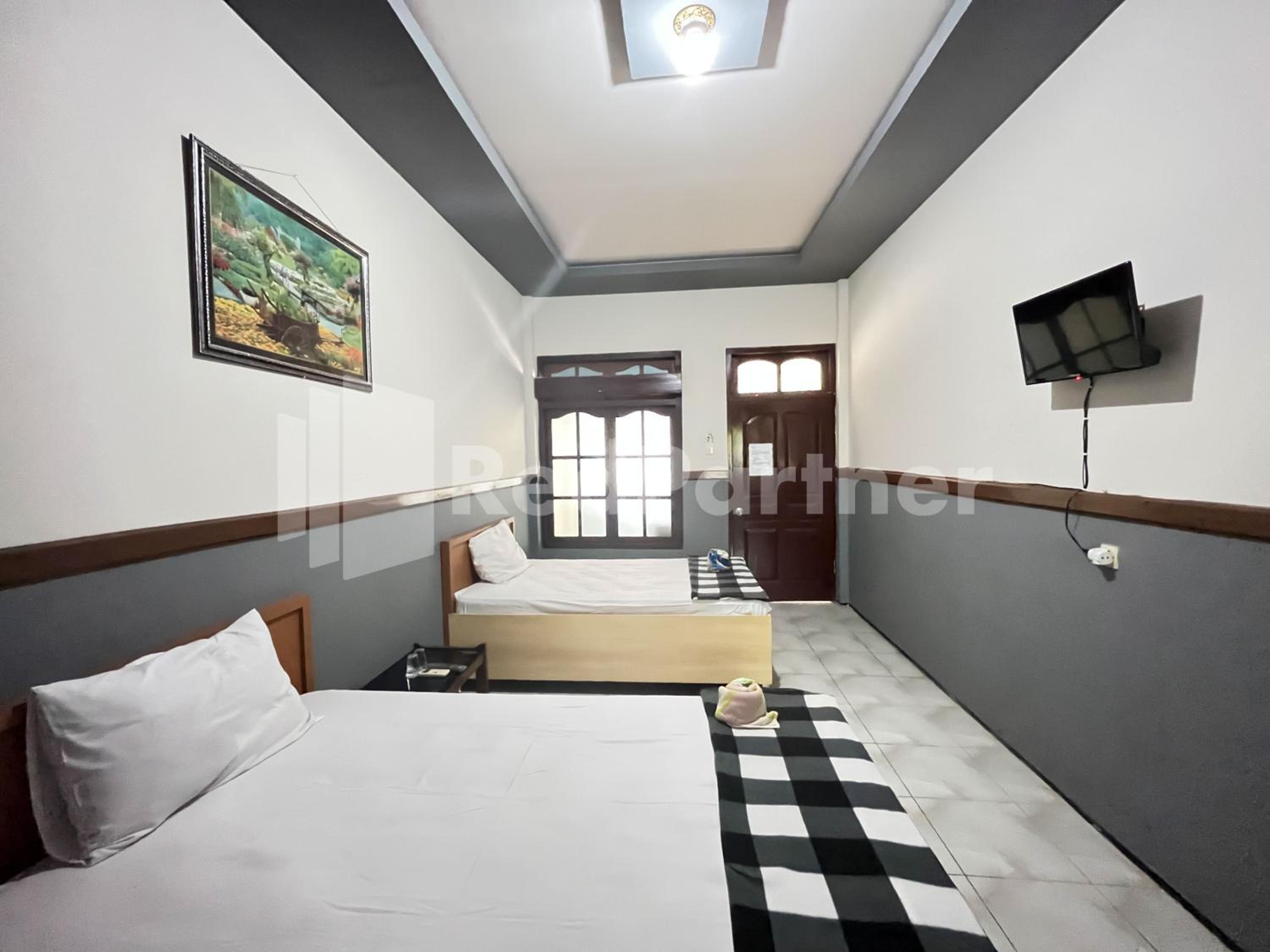 Twin Room - Photo 5