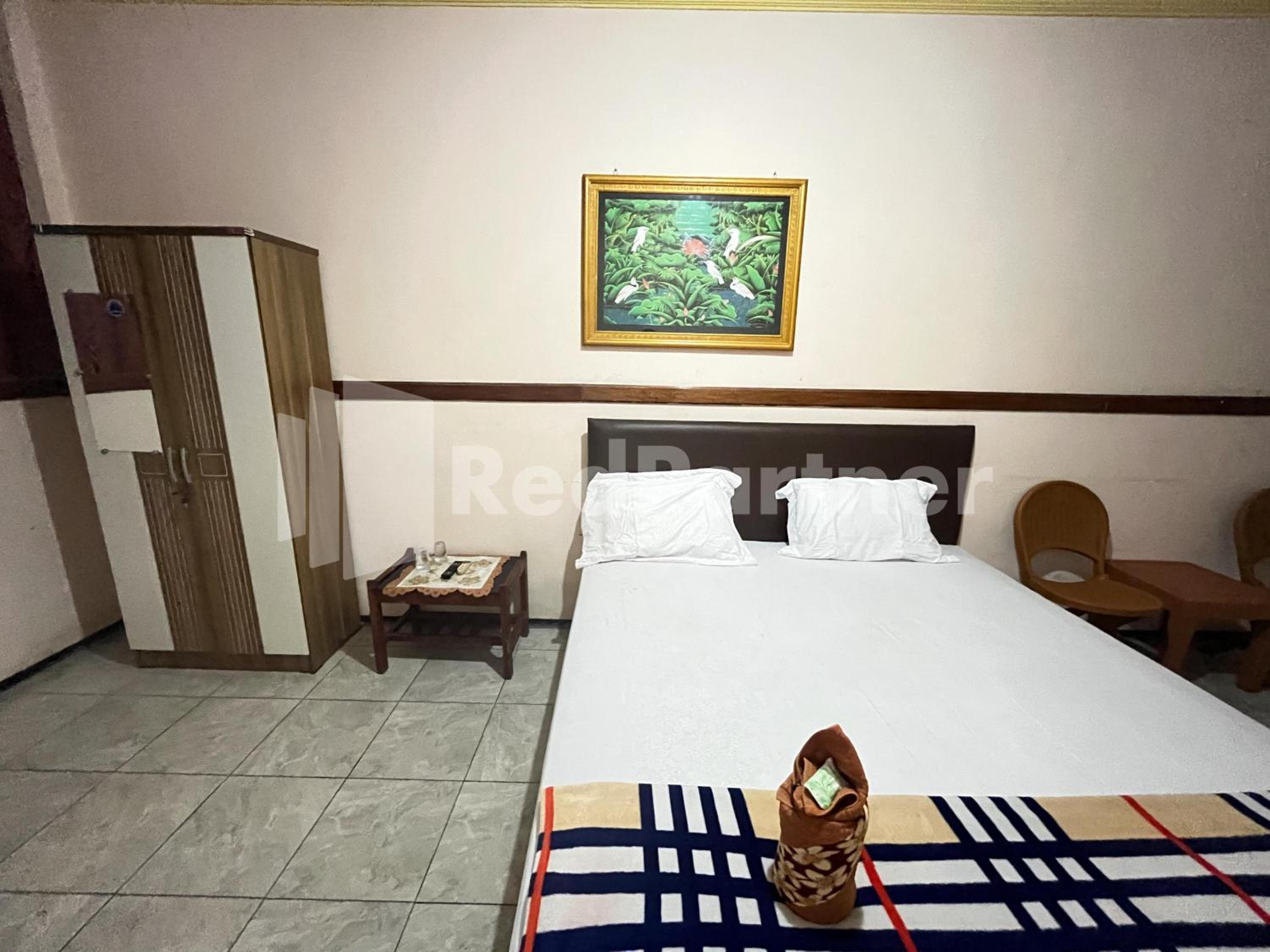 Deluxe Double Room - Photo 10
