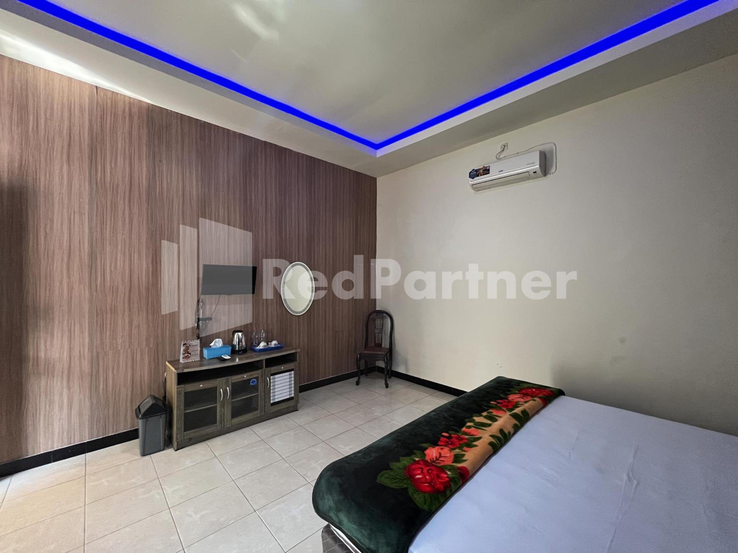 Suite - Photo 12