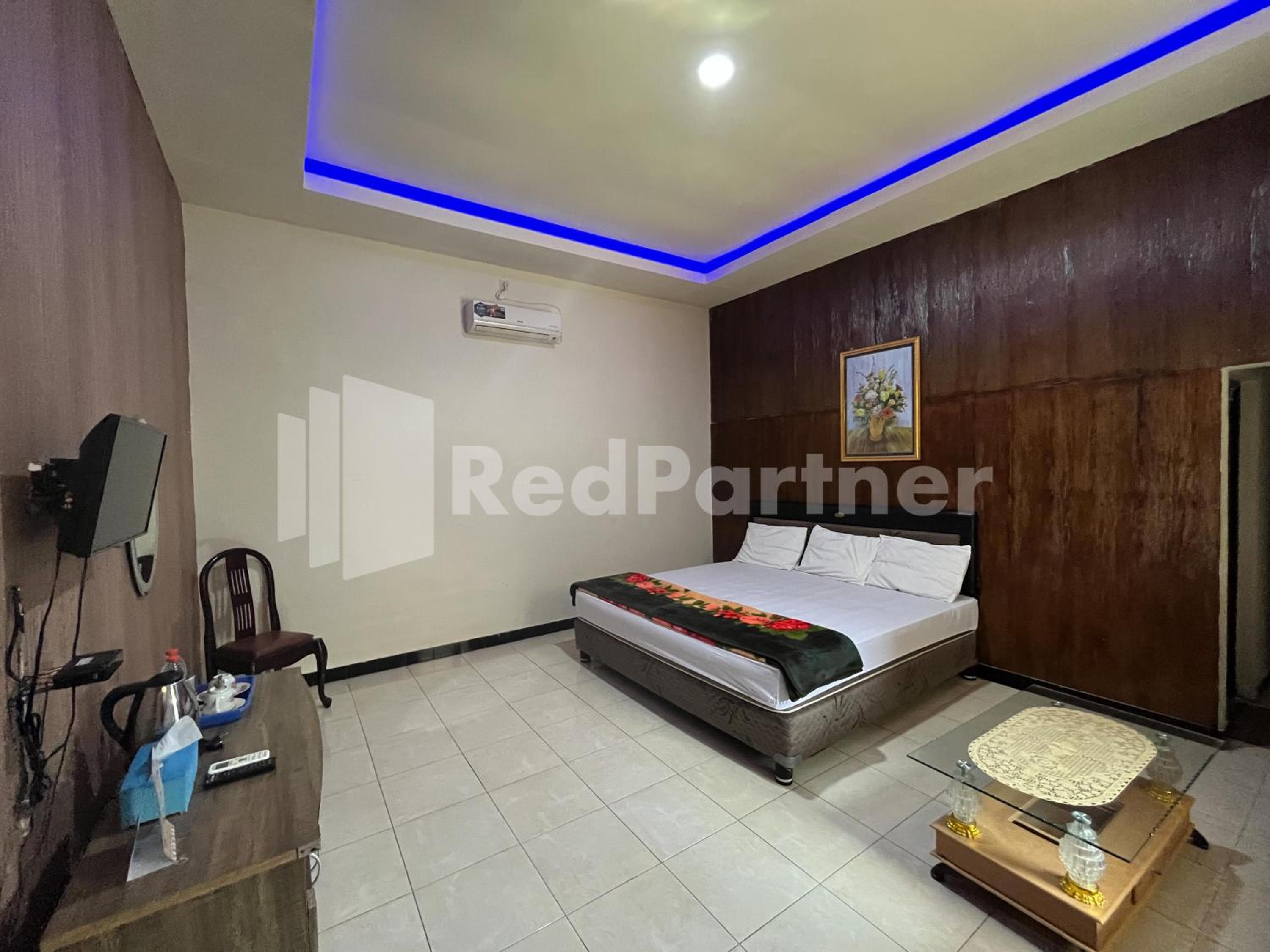 Suite - Photo 10