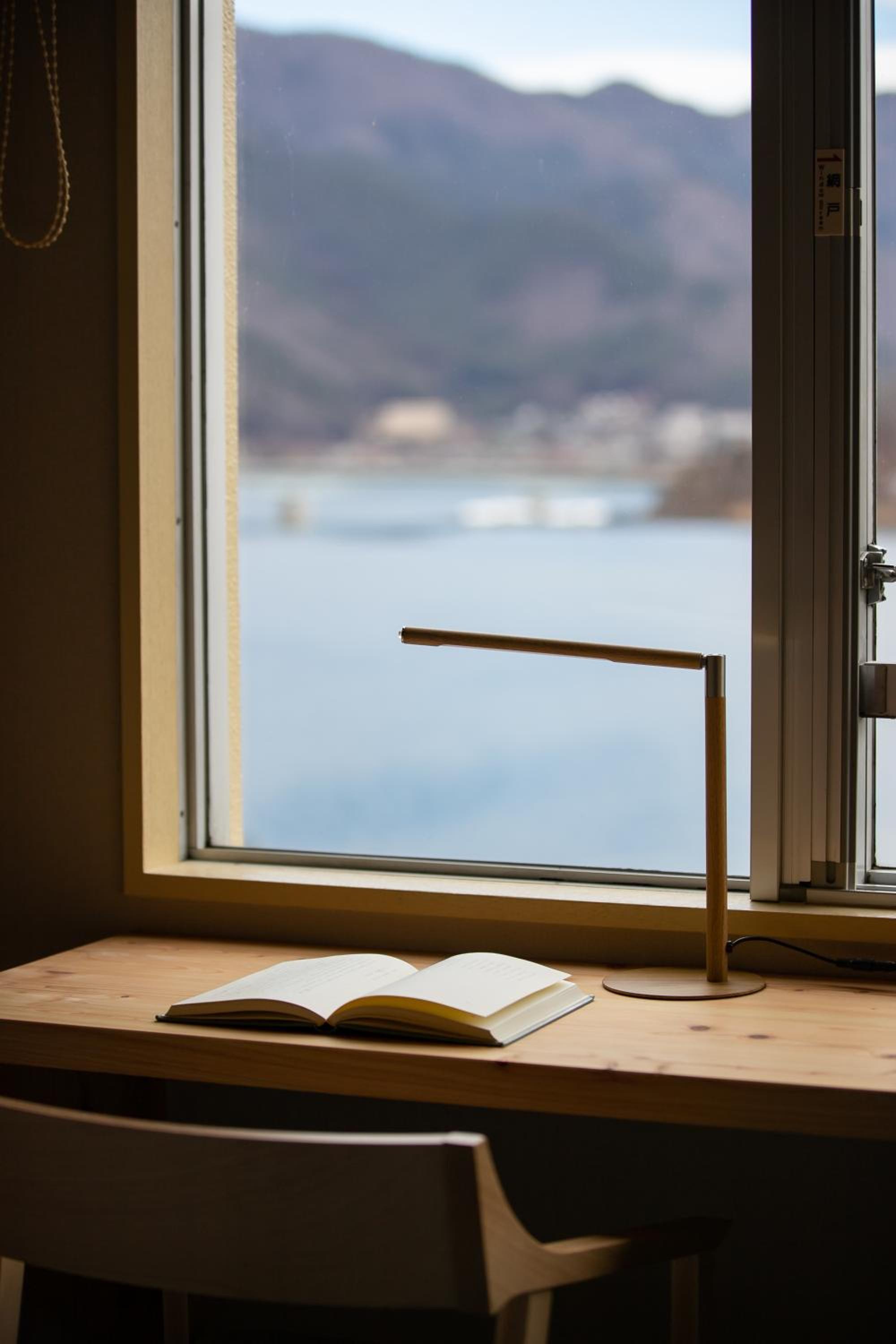 Twin Room with Lake View - Non-Smoking - West Building