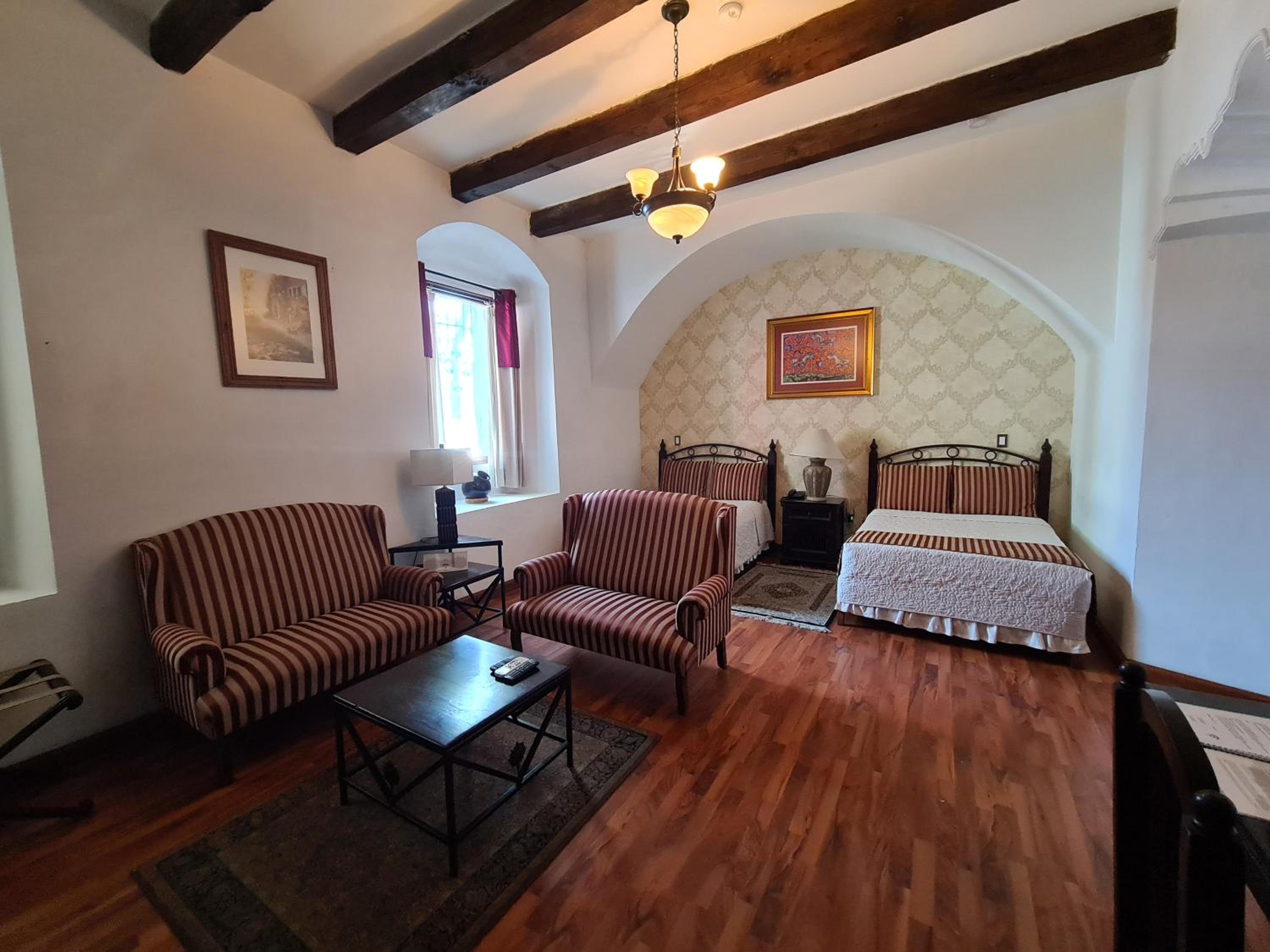Junior Suite - Photo 14