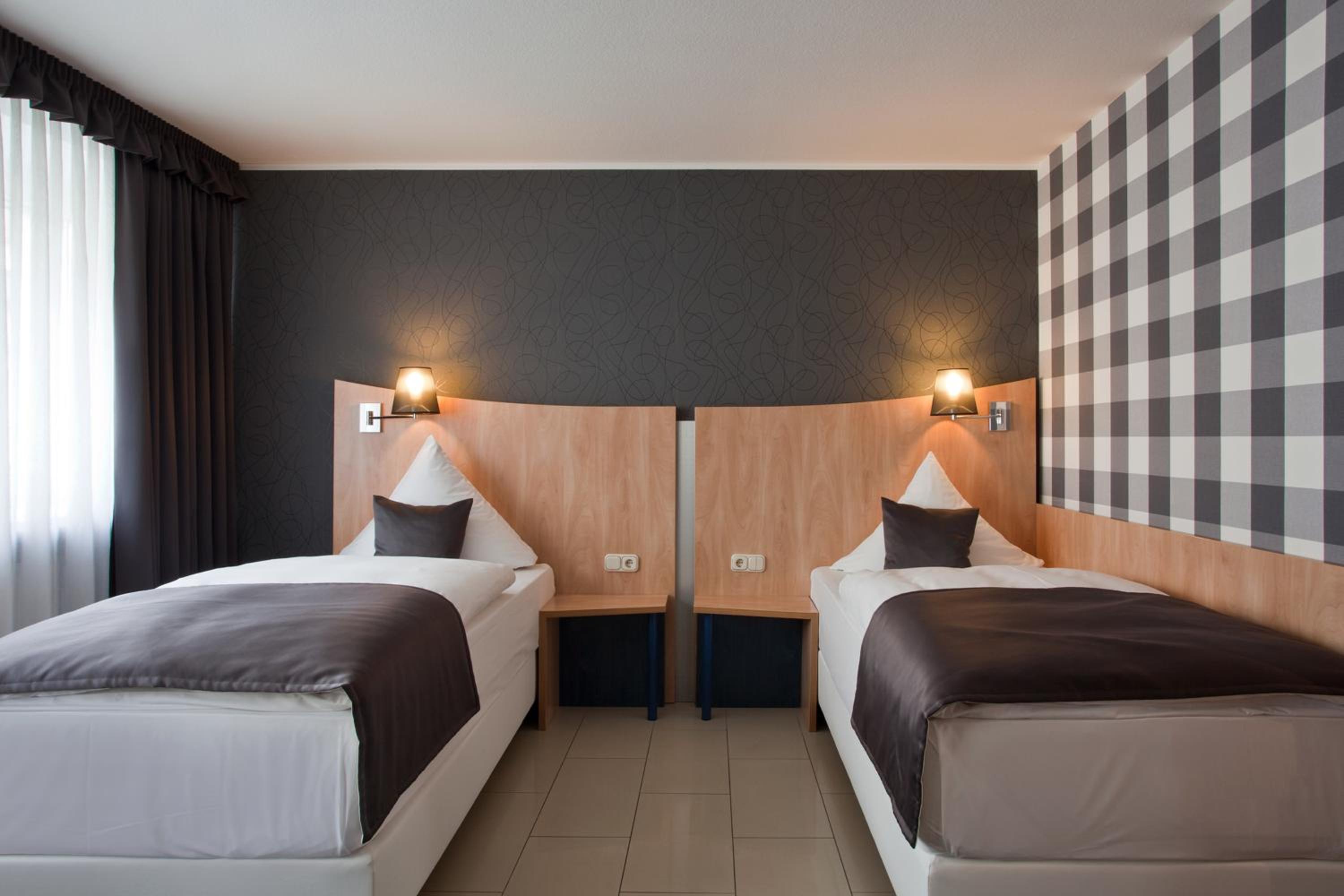 Double or Twin Room - Photo 1