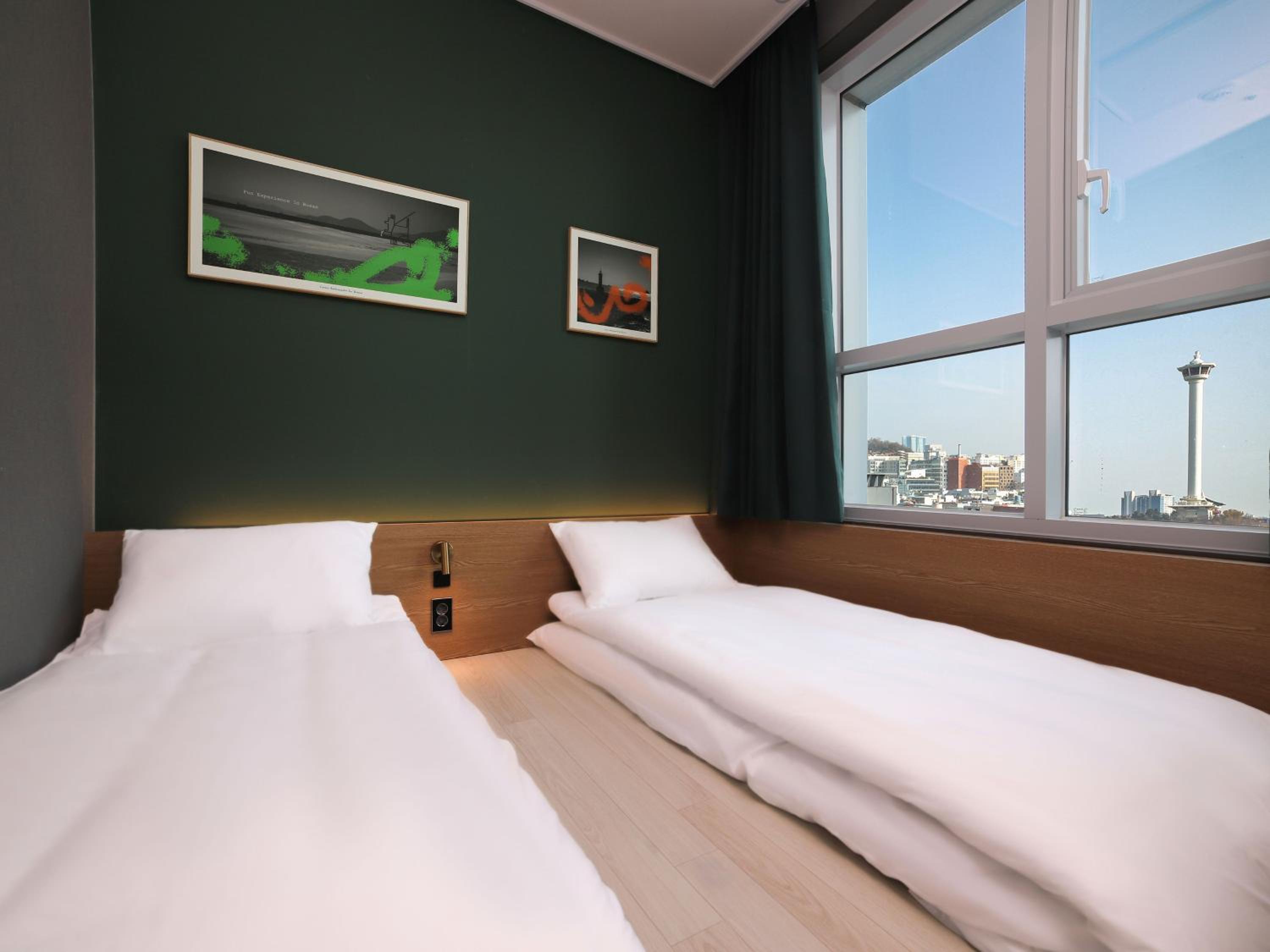 Deluxe Ondol Room