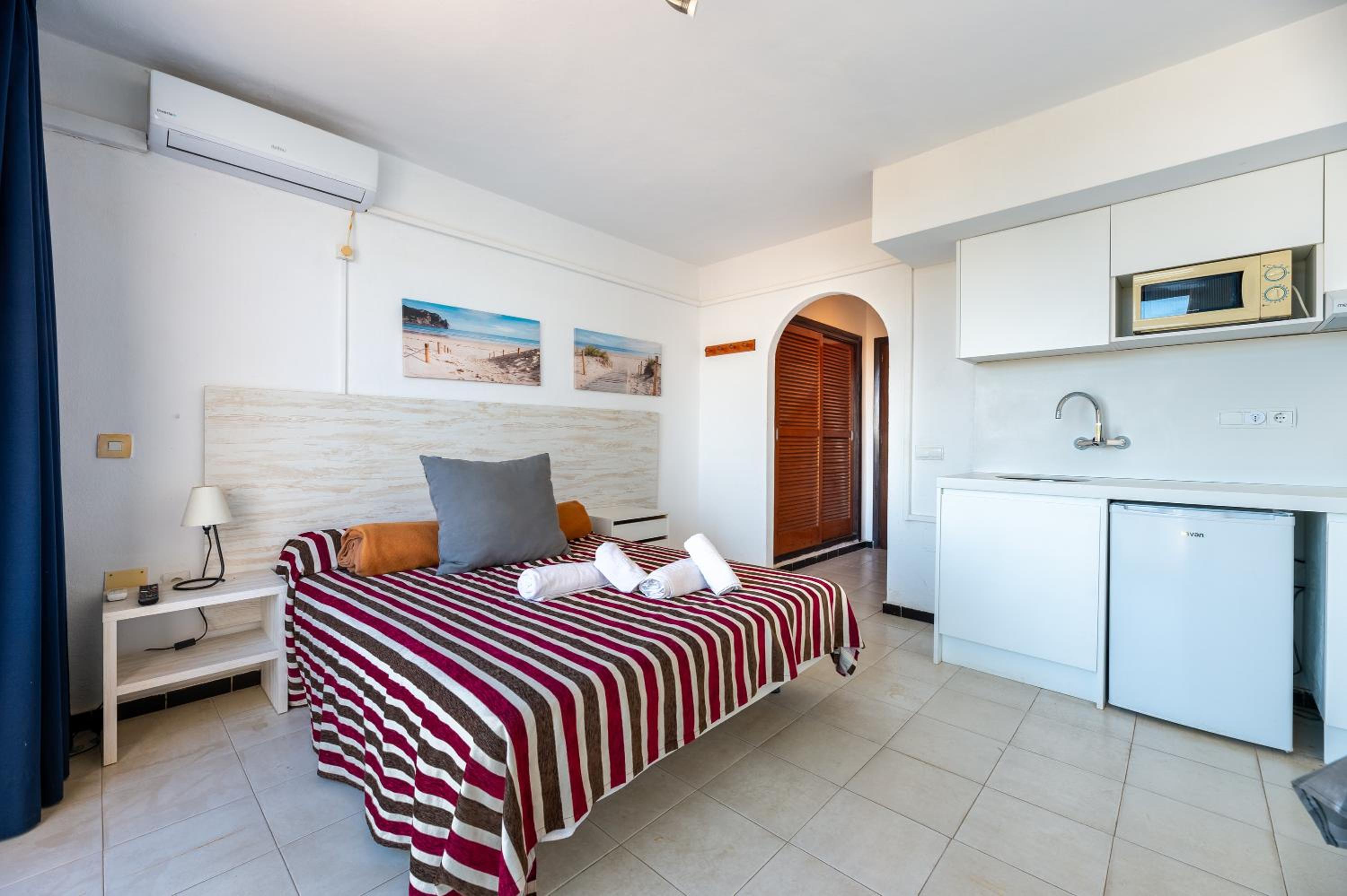 Superior One-Bedroom Apartment with Balcony photo 2