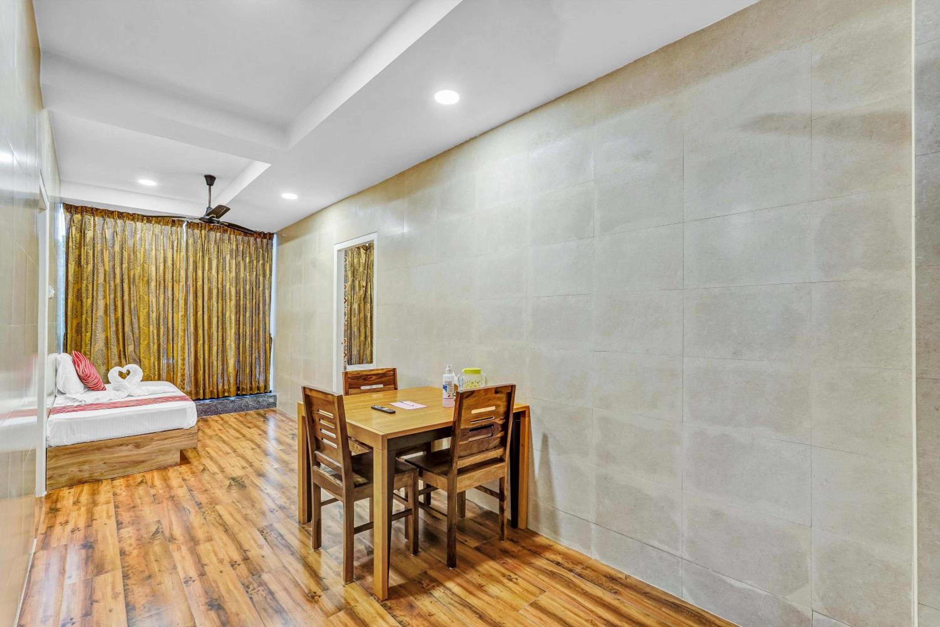 Two-Bedroom Apartment - Photo 19