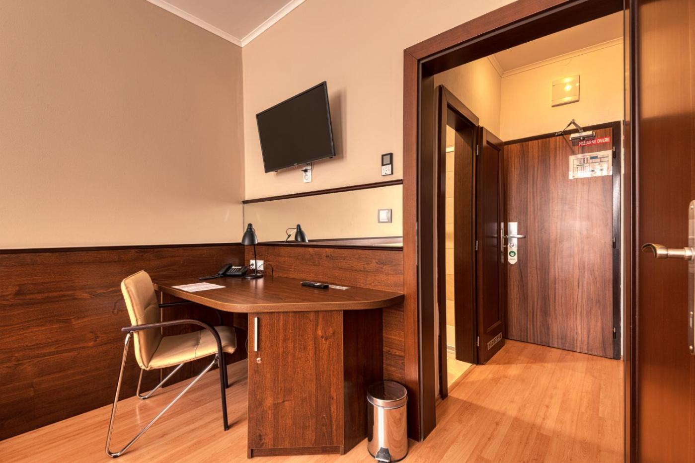 Economy Double or Twin Room - Photo 2
