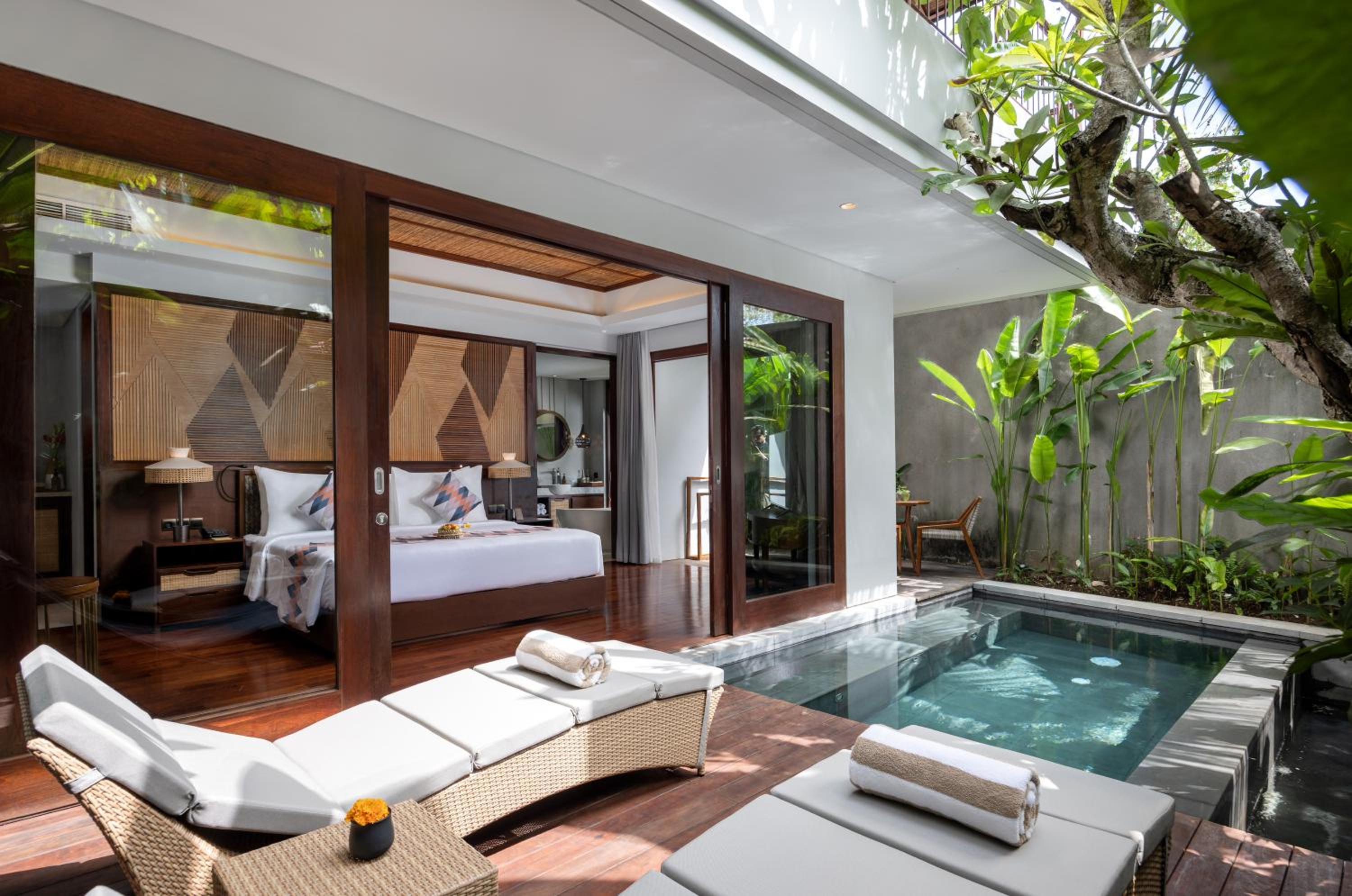 Suite with Pool and Daily Afternoon Tea  - Photo 3