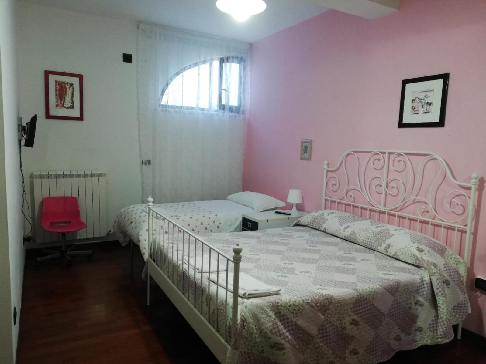 Triple Room with Private Bathroom photo 1