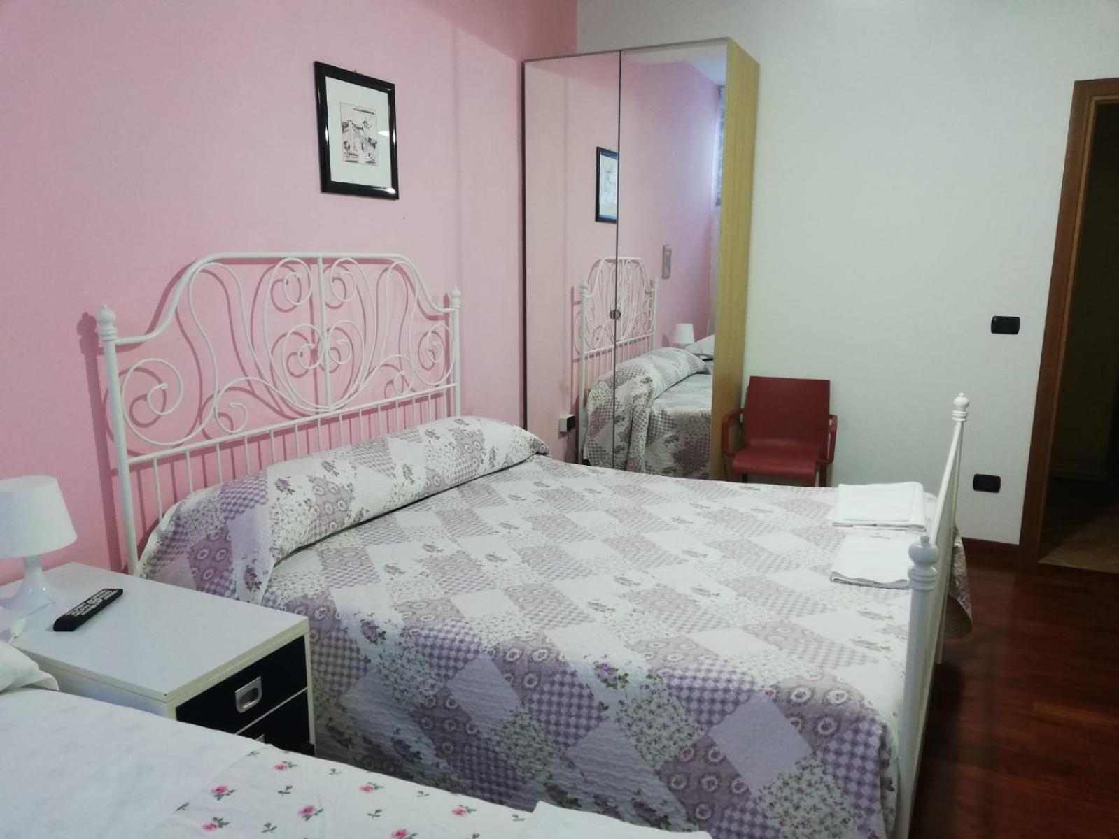 Double Room with Private Bathroom photo 1