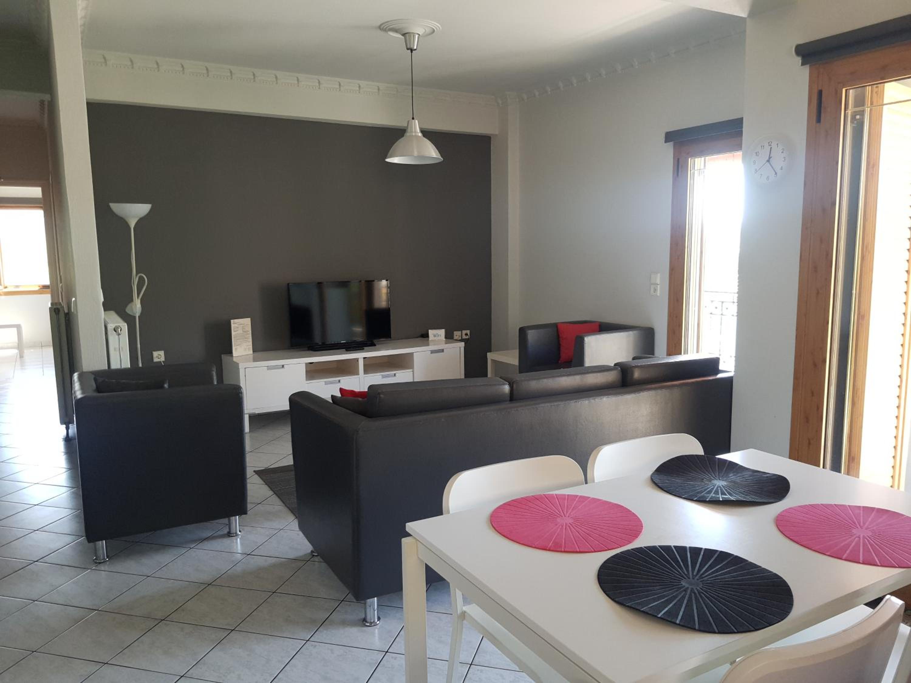 Two-Bedroom Apartment - Photo 1