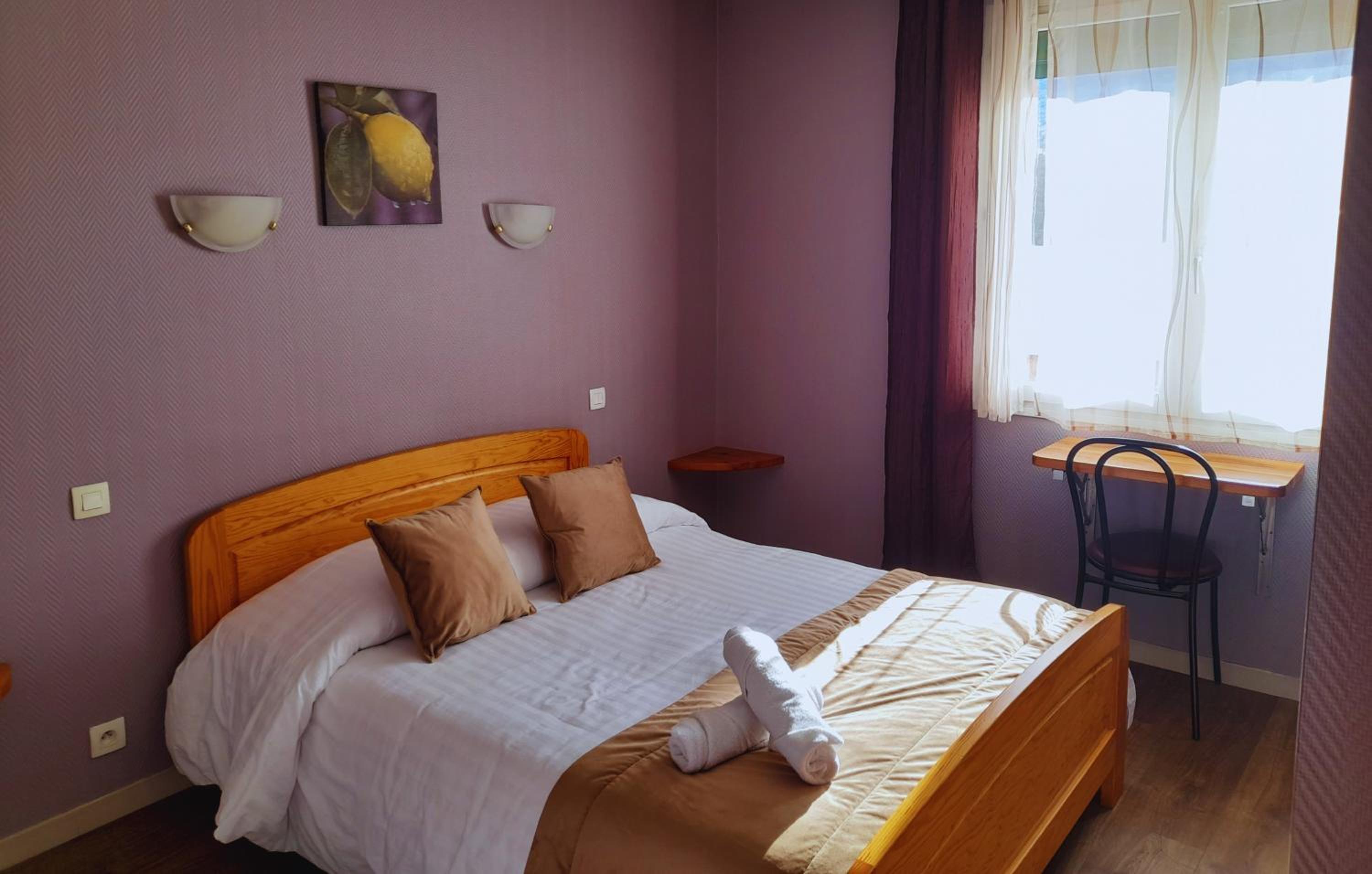 Double Room - Photo 6