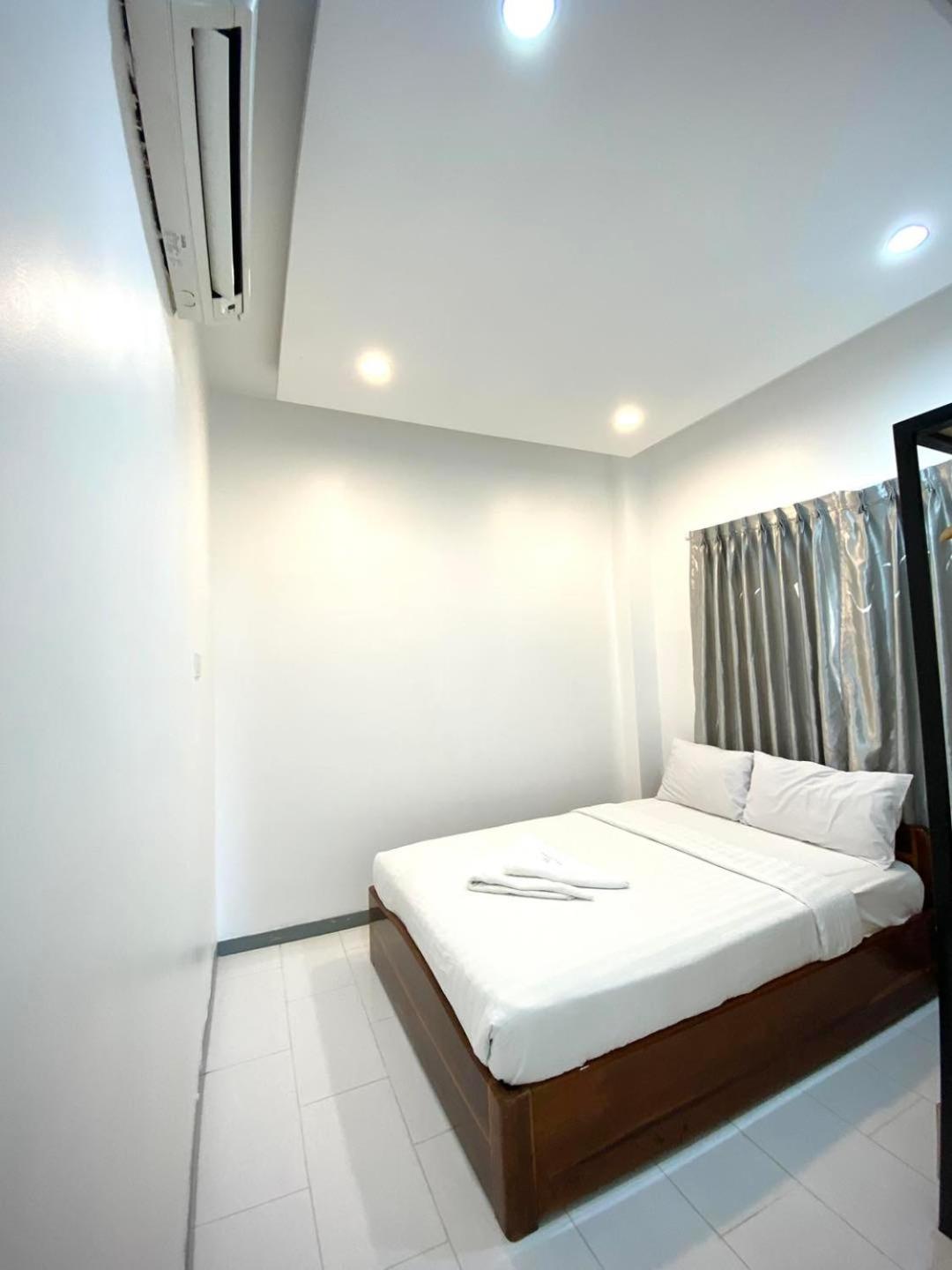 Two-Bedroom Apartment - Photo 1