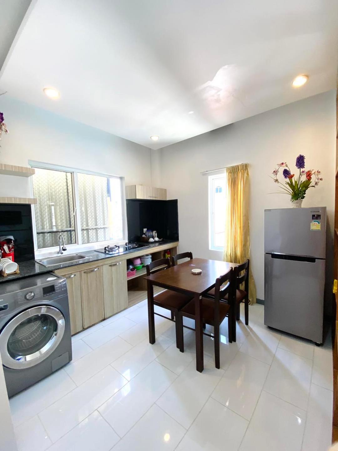 Two-Bedroom Apartment - Photo 3