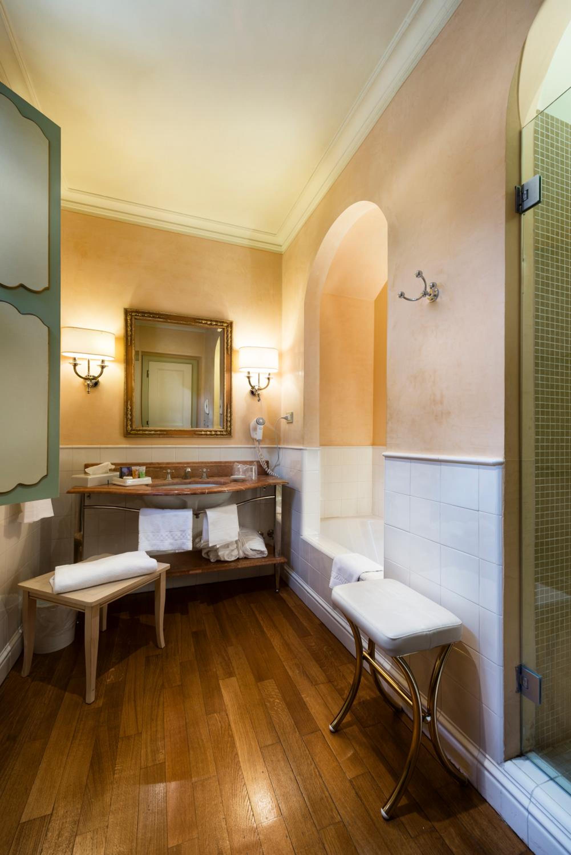 Junior Suite - Photo 3