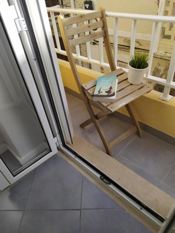 Apartment with Balcony - Photo 9