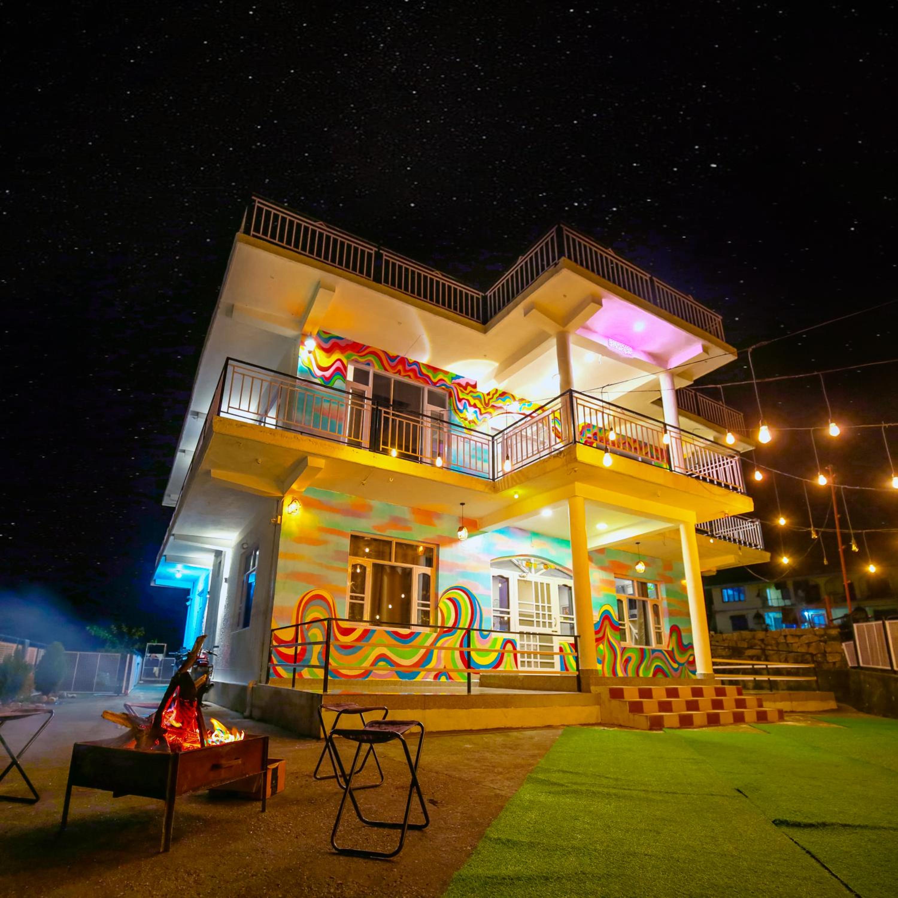 King Room With Attached Jacuzzi with Premium Balcony photo 2